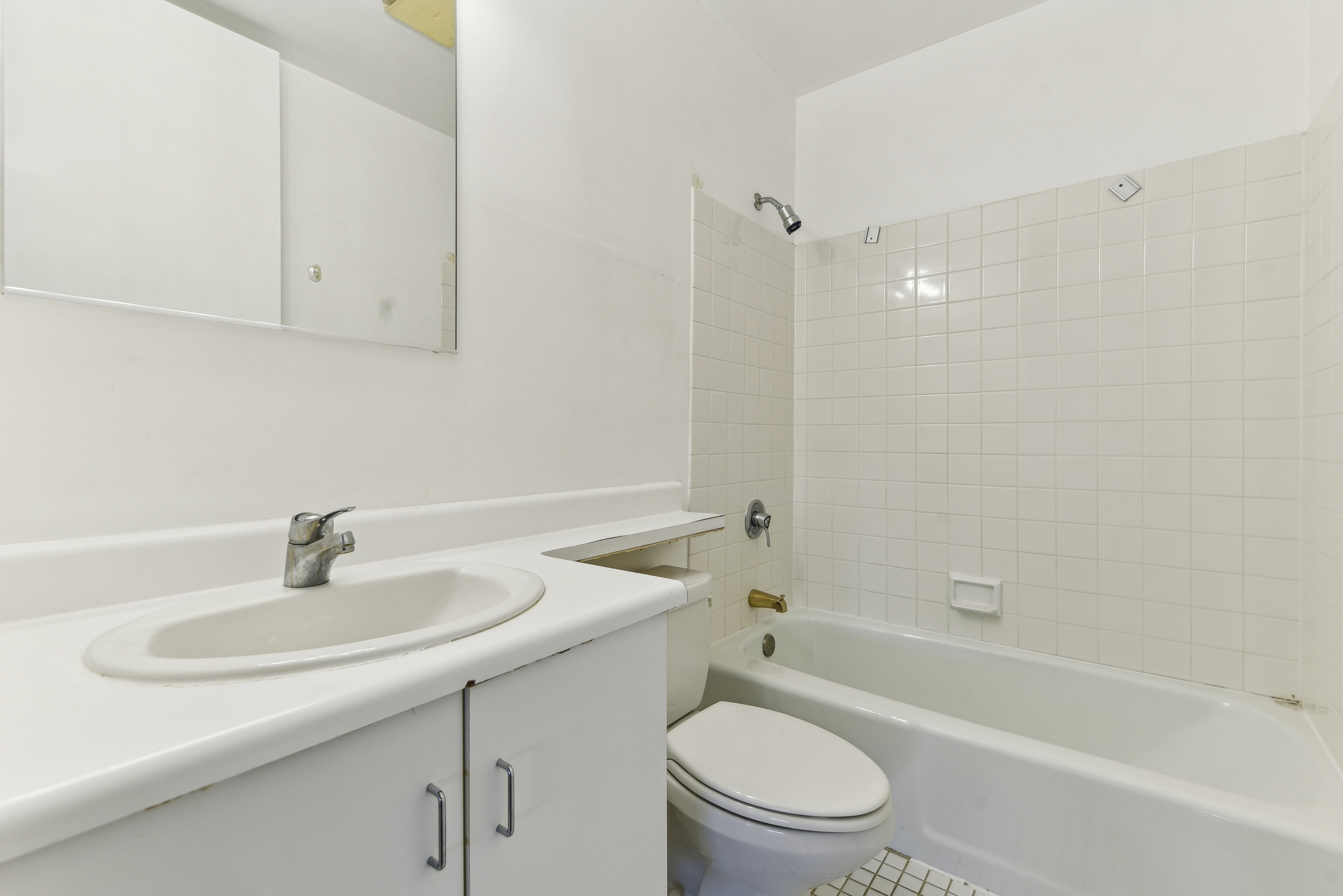 100 Carlyle Drive Unit# 7Ds