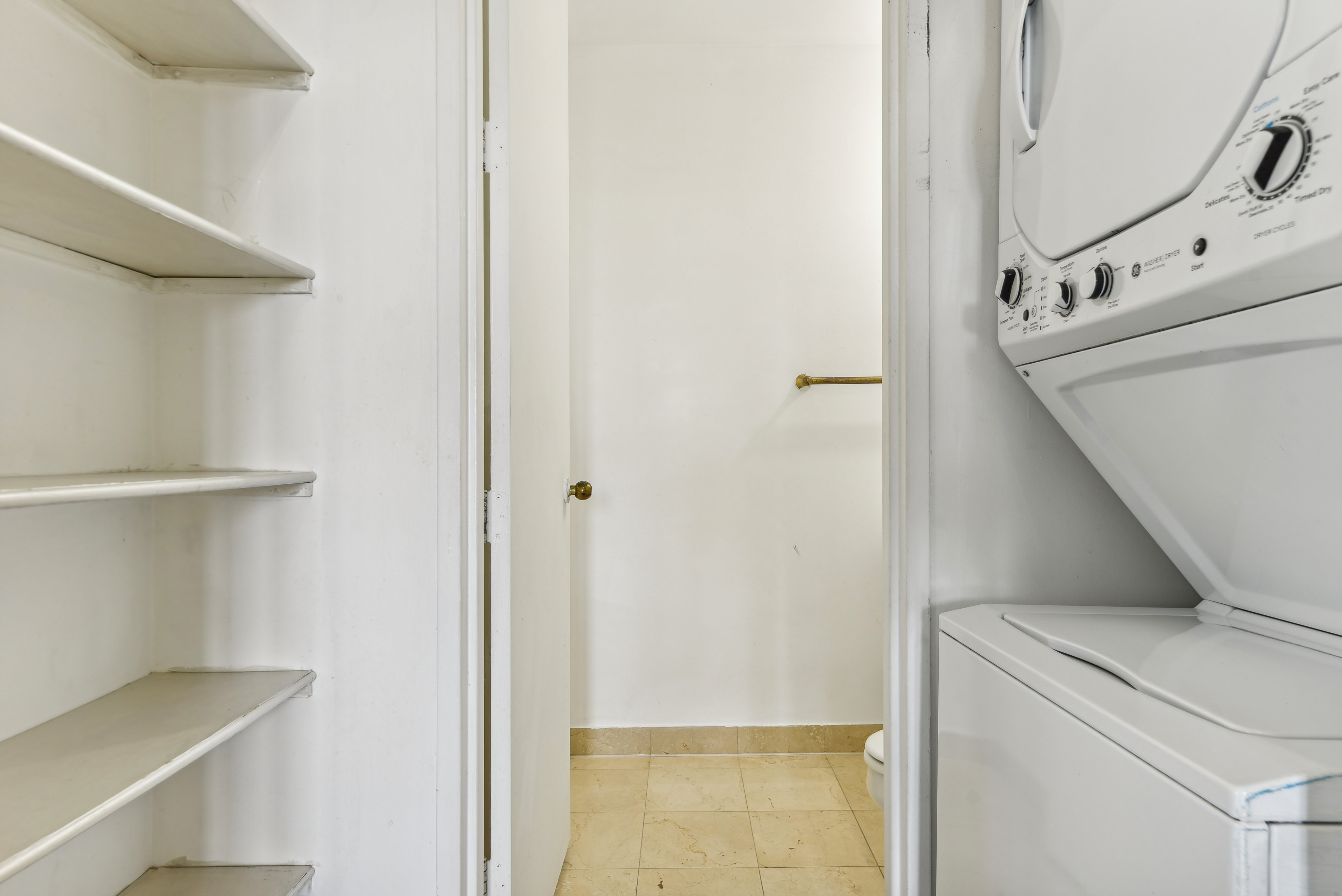 100 Carlyle Drive Unit# 7Ds