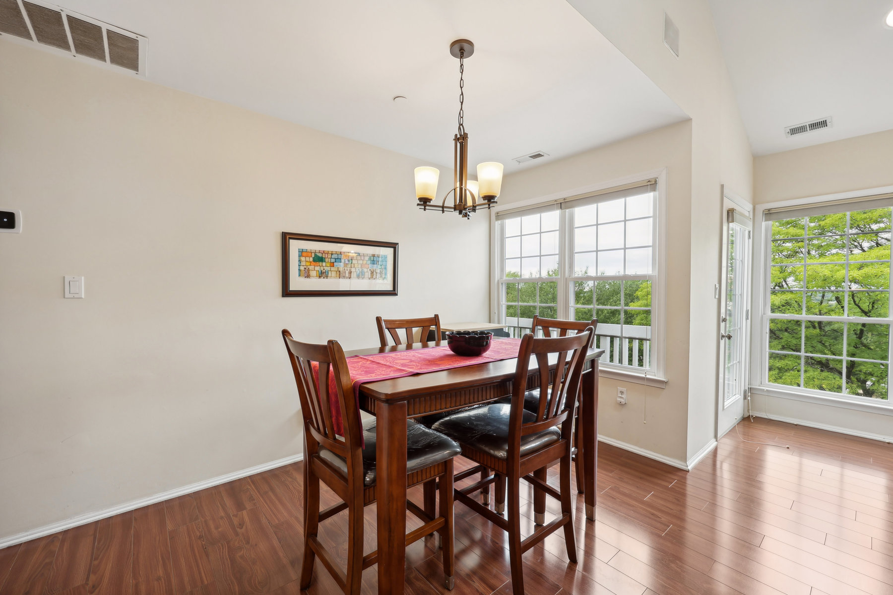 35 Markham Circle 