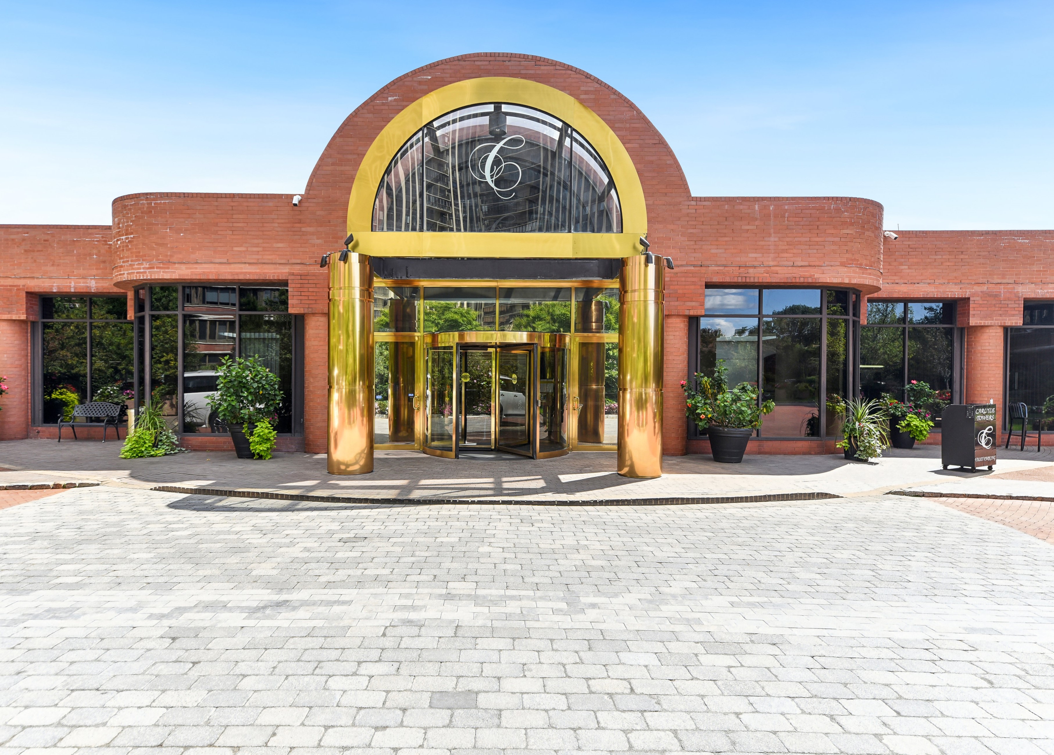 100 Carlyle Drive Unit# 12HN