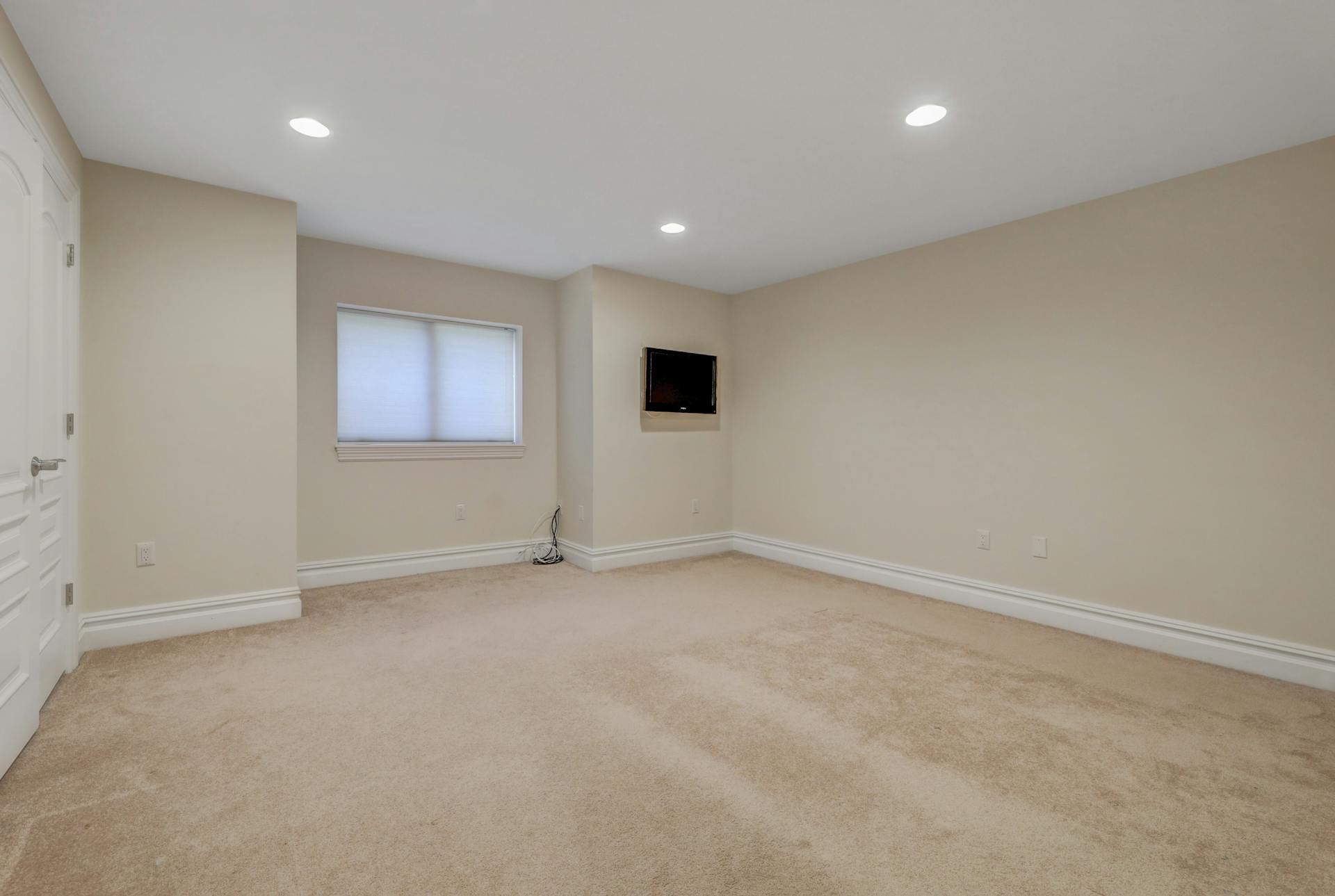 12 Willow Drive 
