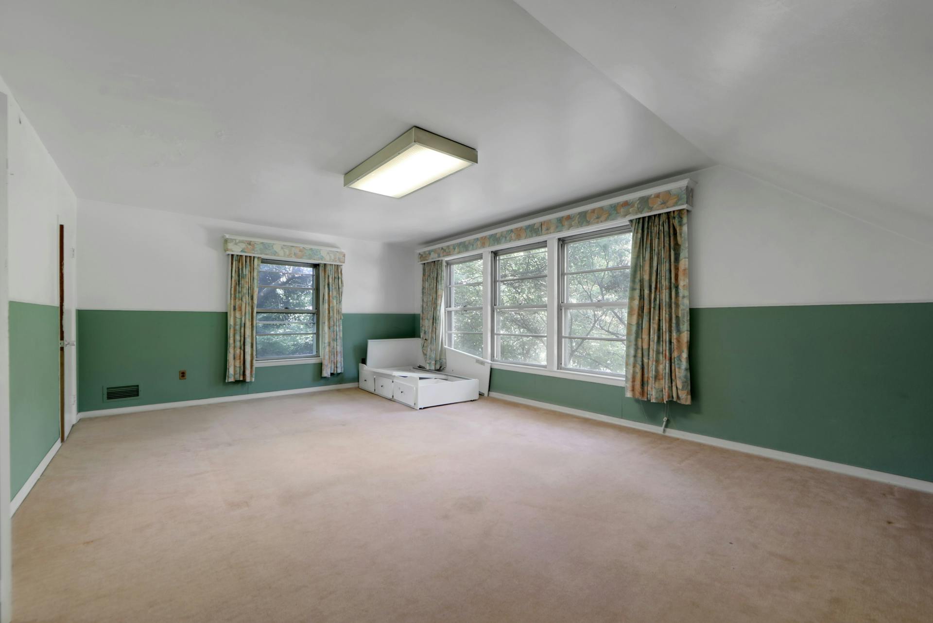 173 Dana Place