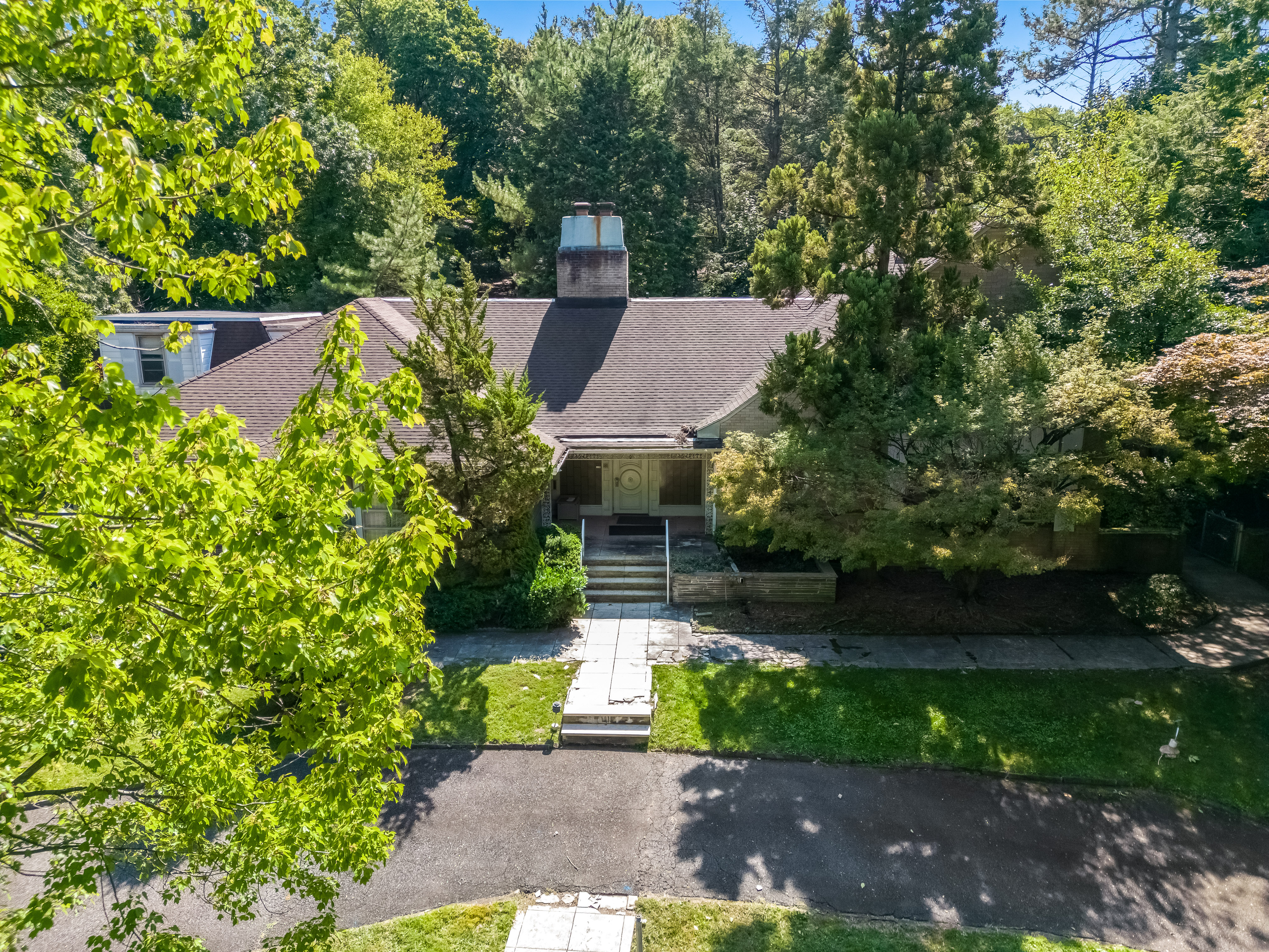 173 Dana Place