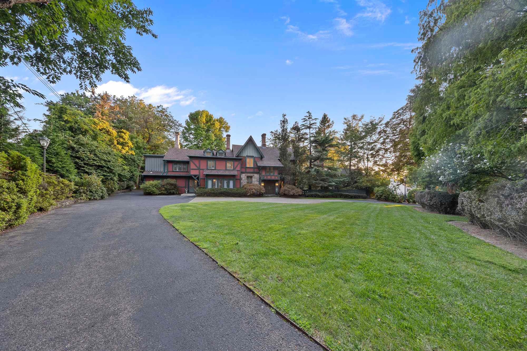 20 Forest Road