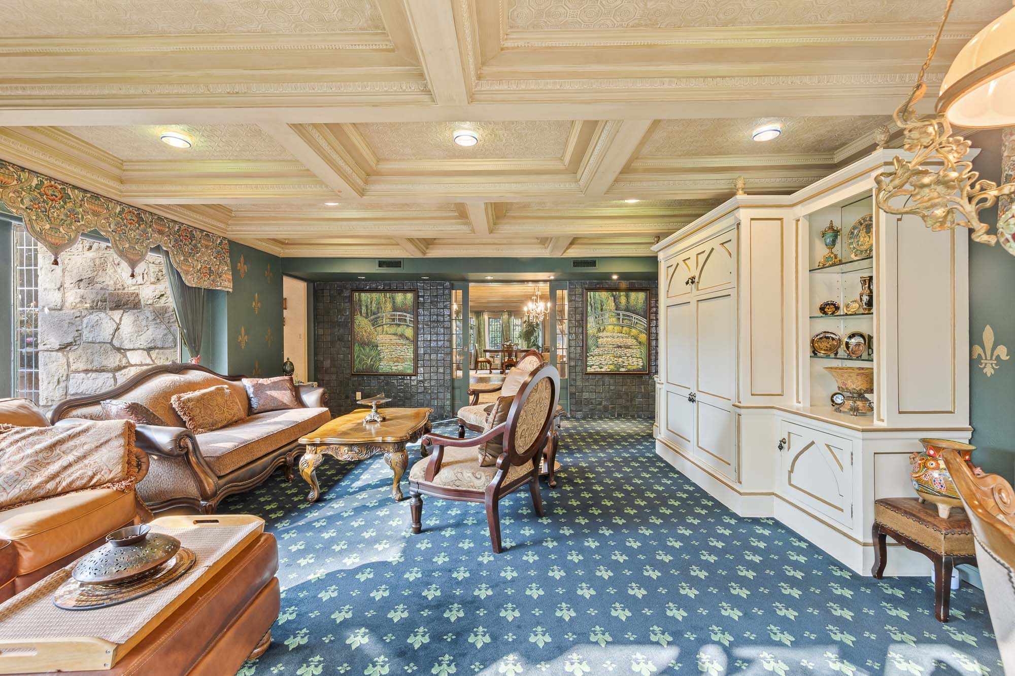 20 Forest Road