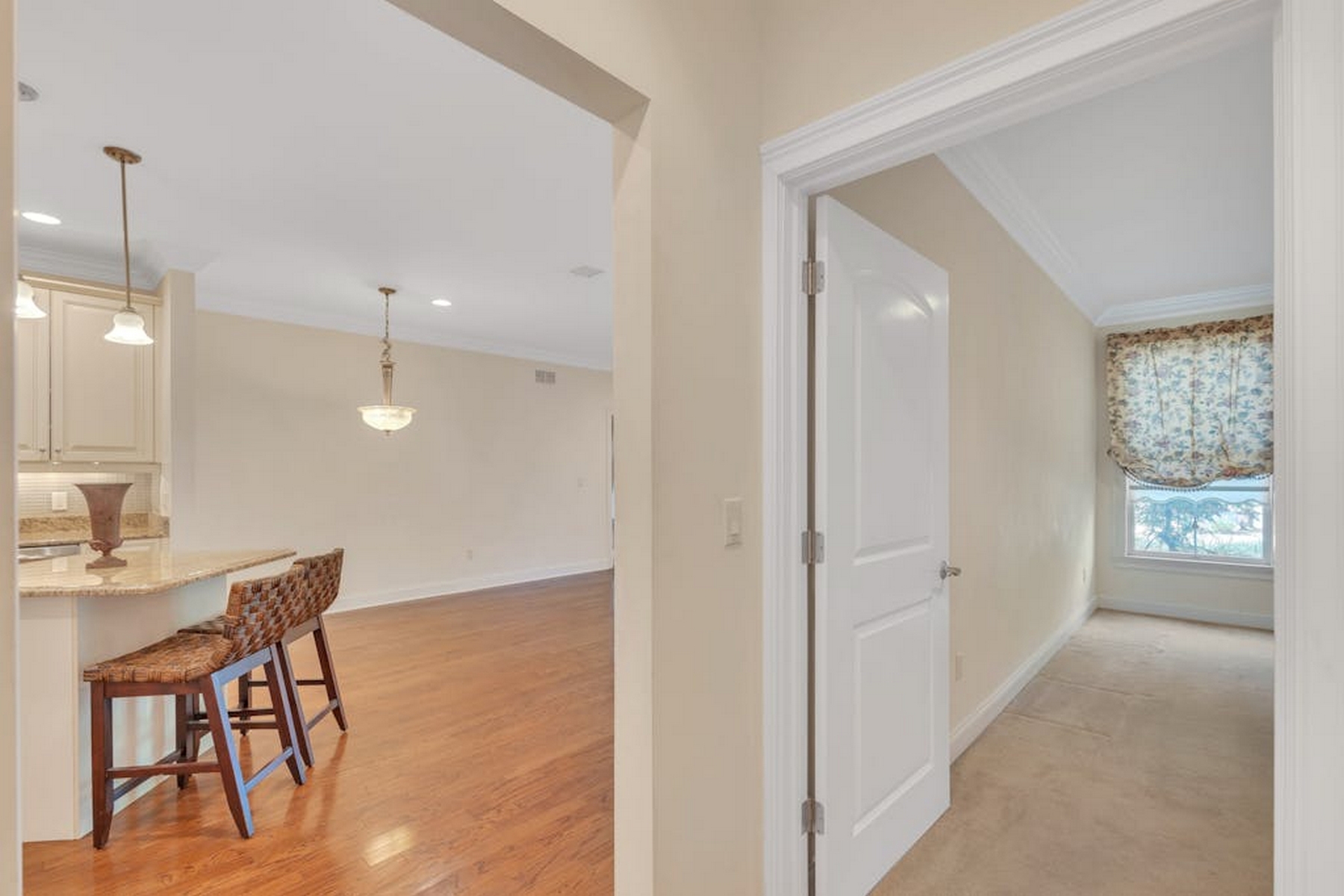 5 Tenakill Park E Unit# 104