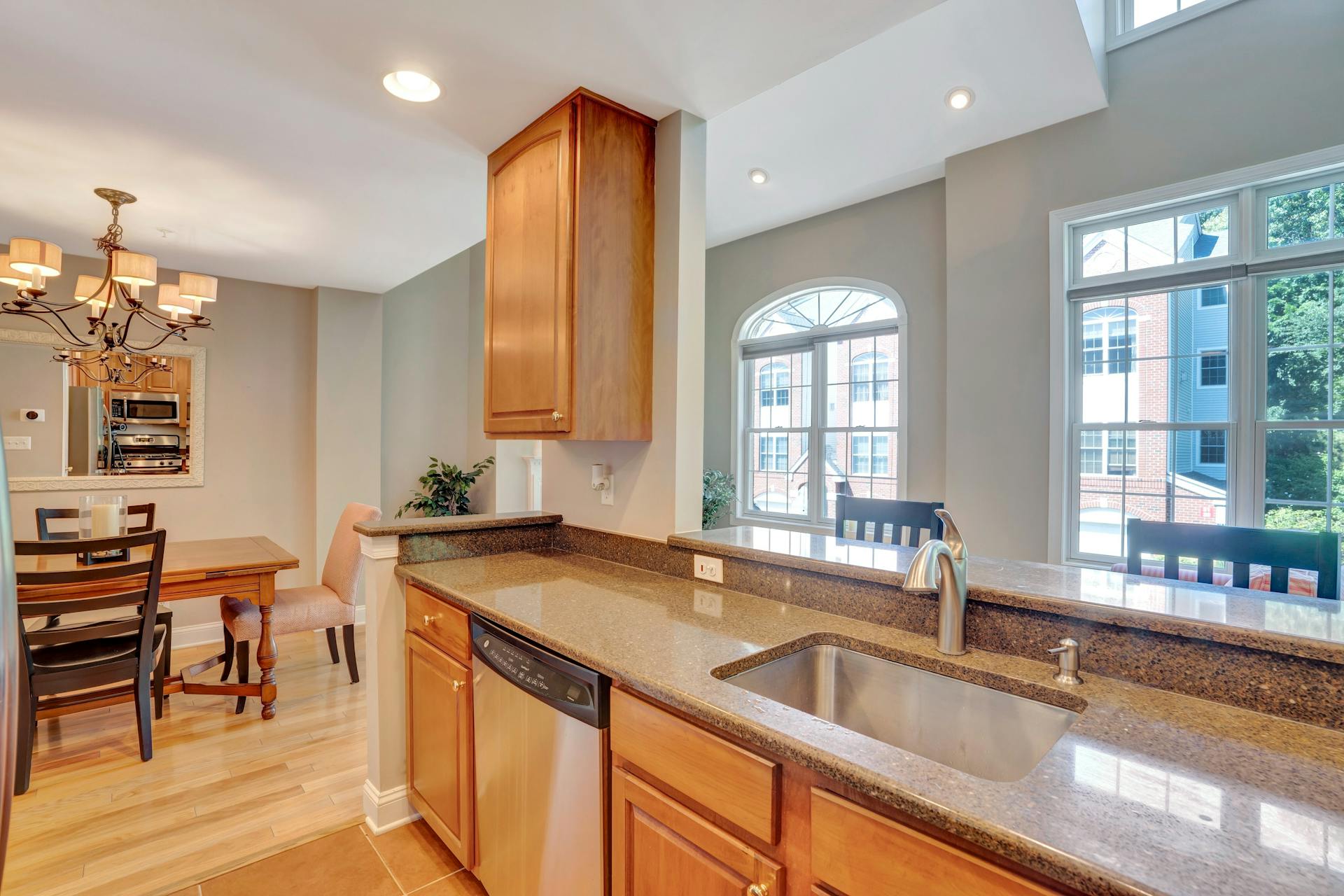 4 Debruyle Court 