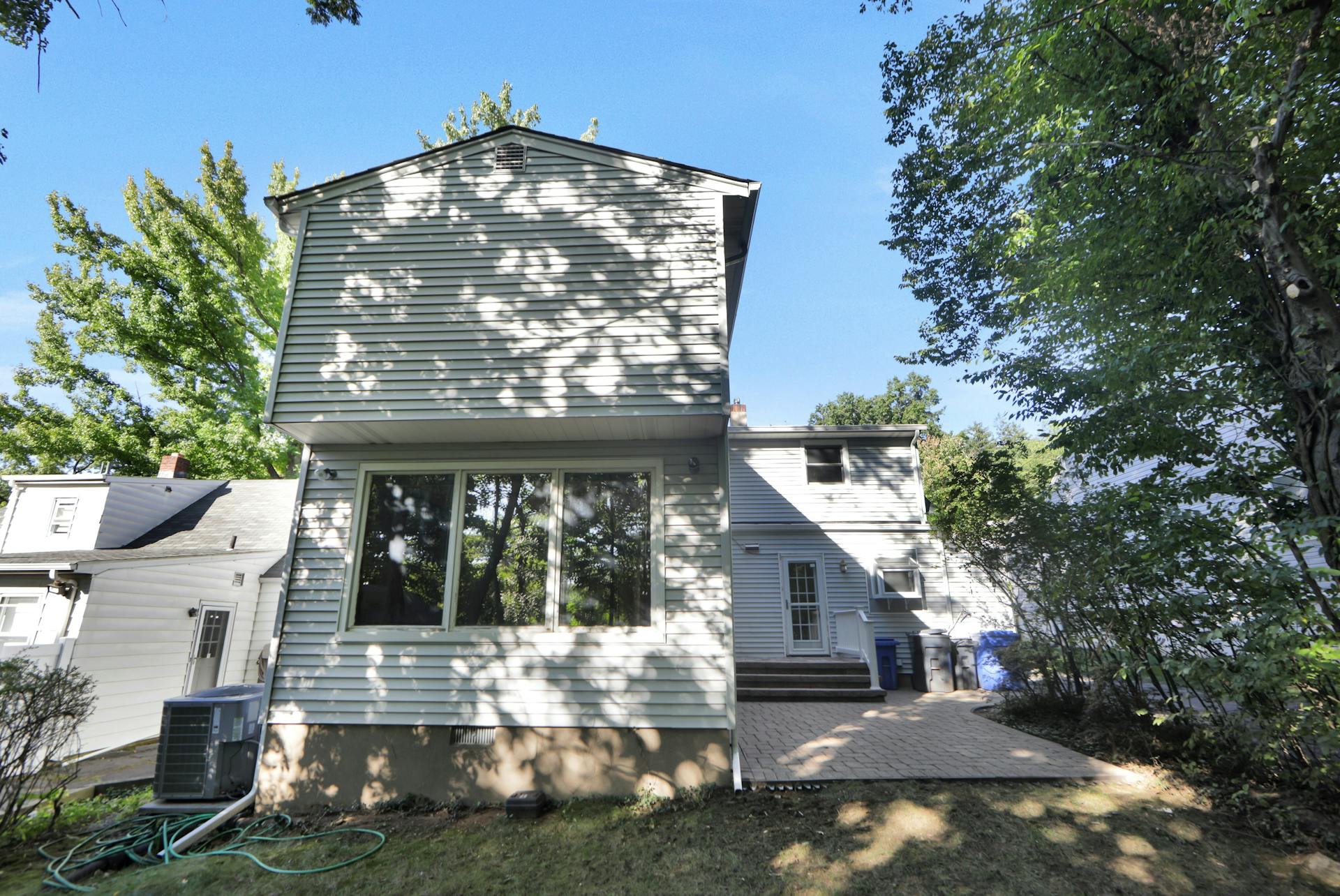 270 Van Nostrand Avenue