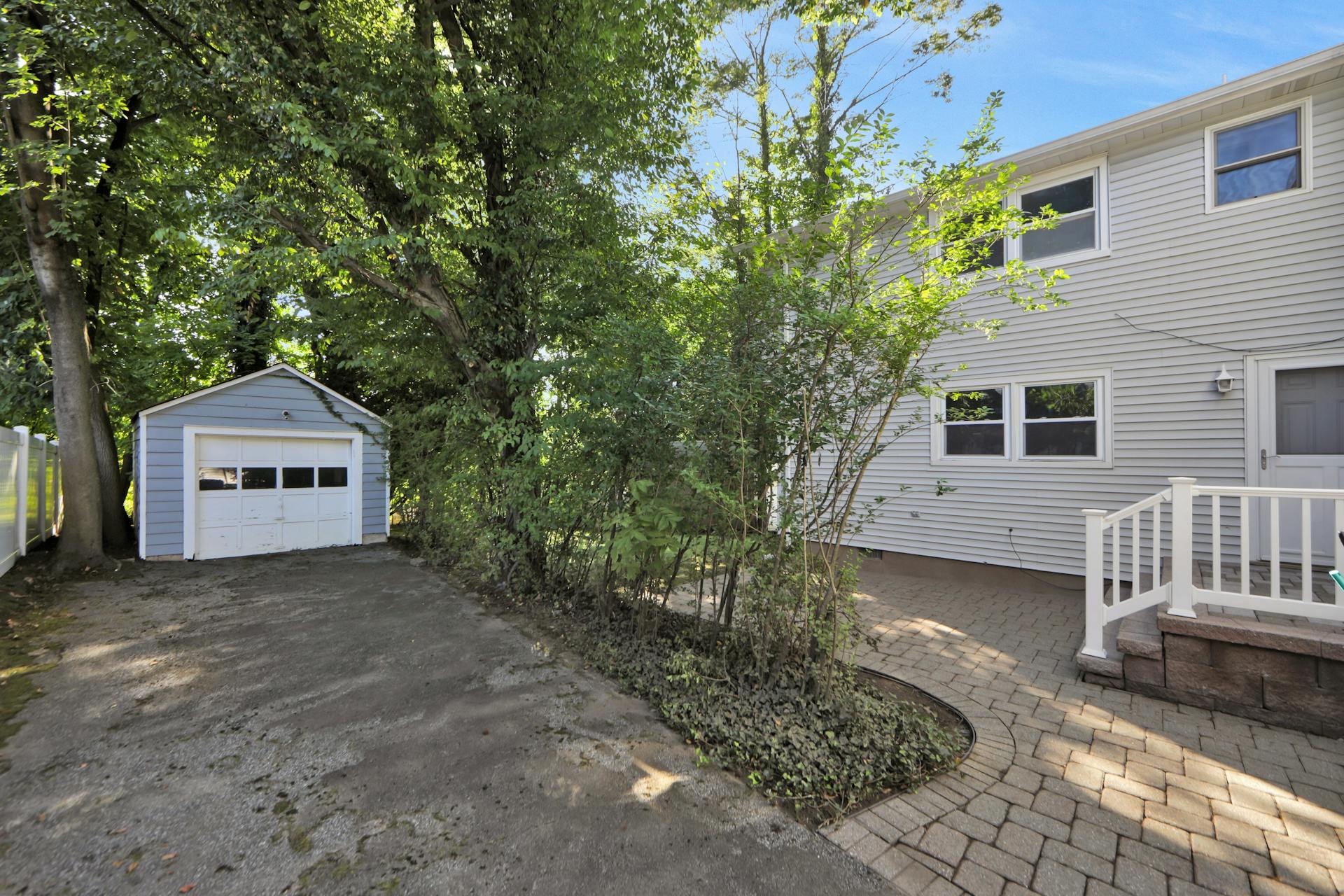 270 Van Nostrand Avenue