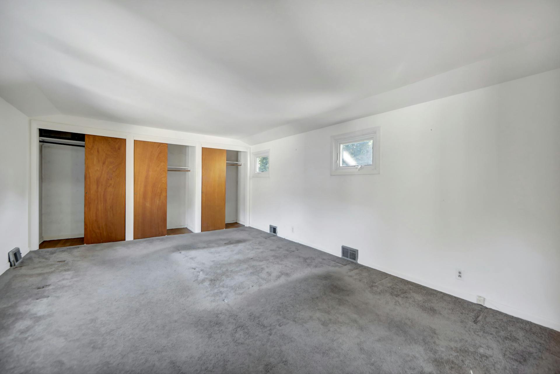 270 Van Nostrand Avenue