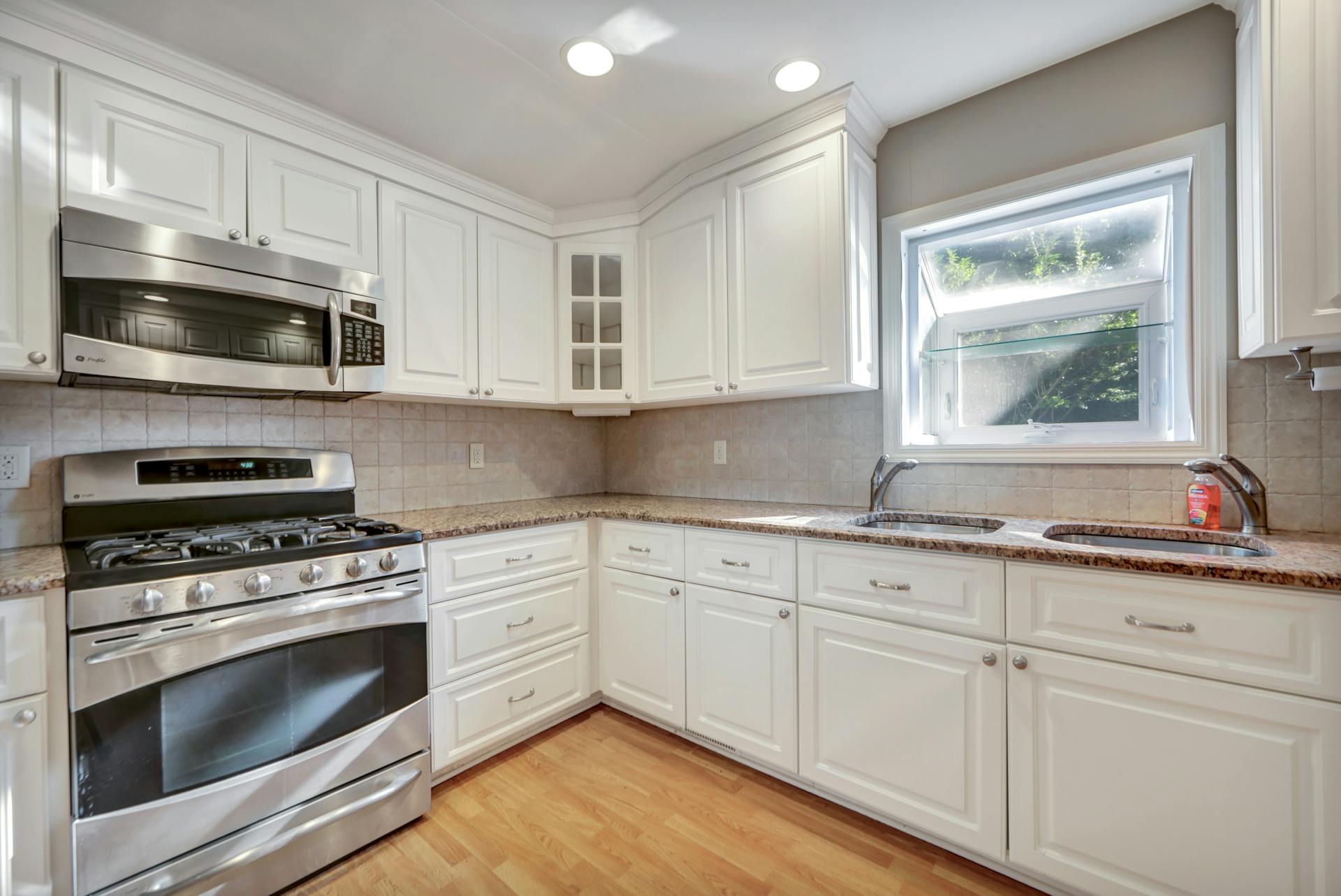 270 Van Nostrand Avenue