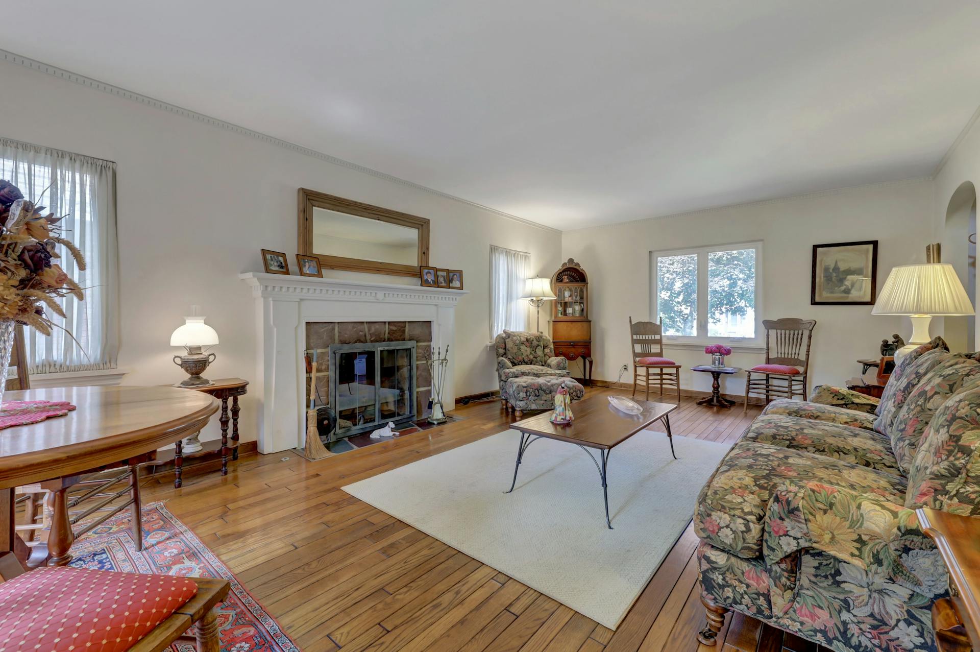 13-20 Ivy Lane