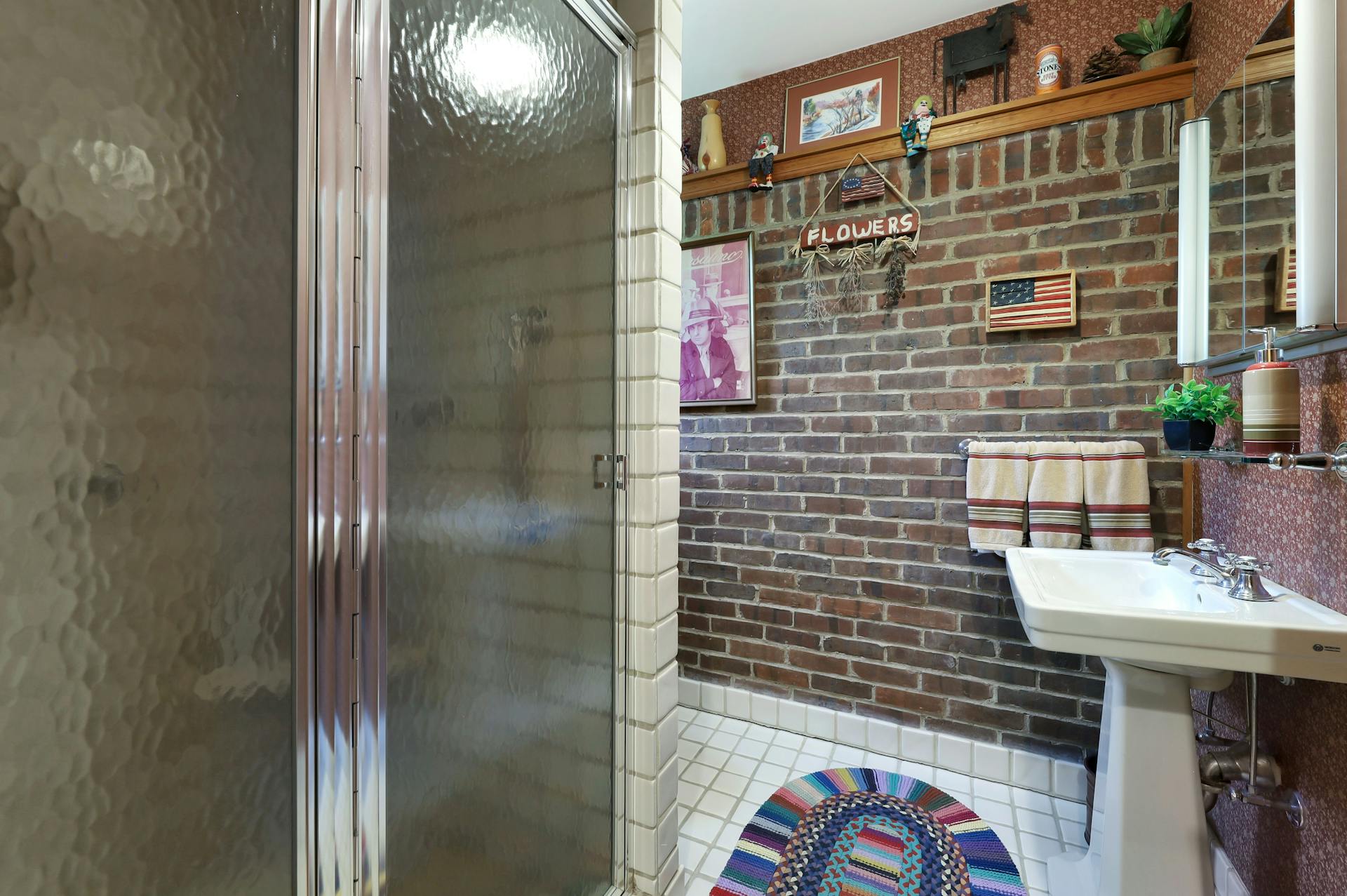 13-20 Ivy Lane