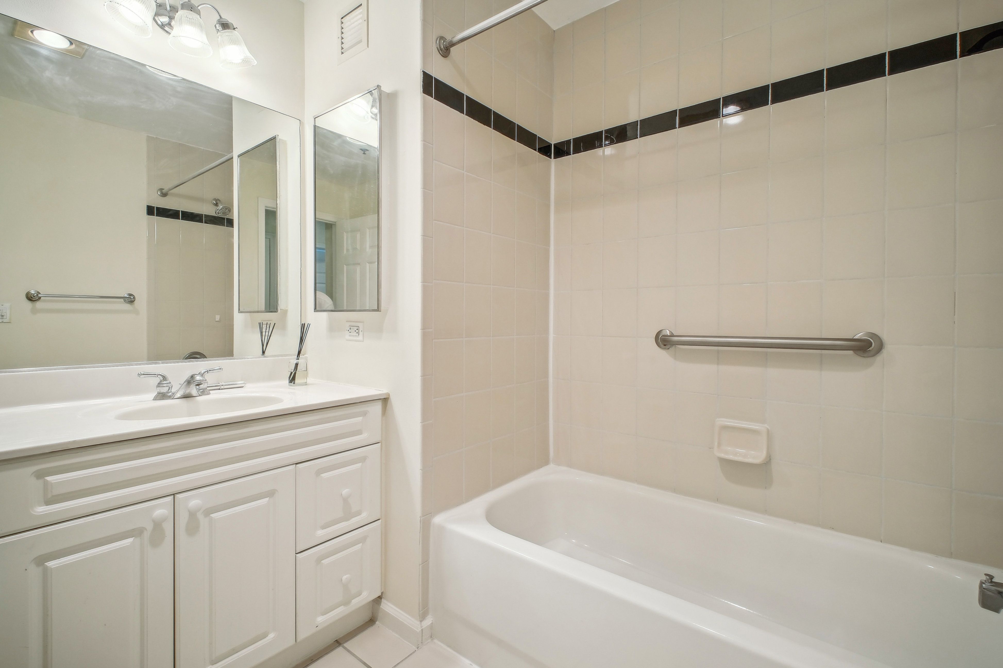 2309 City Place 