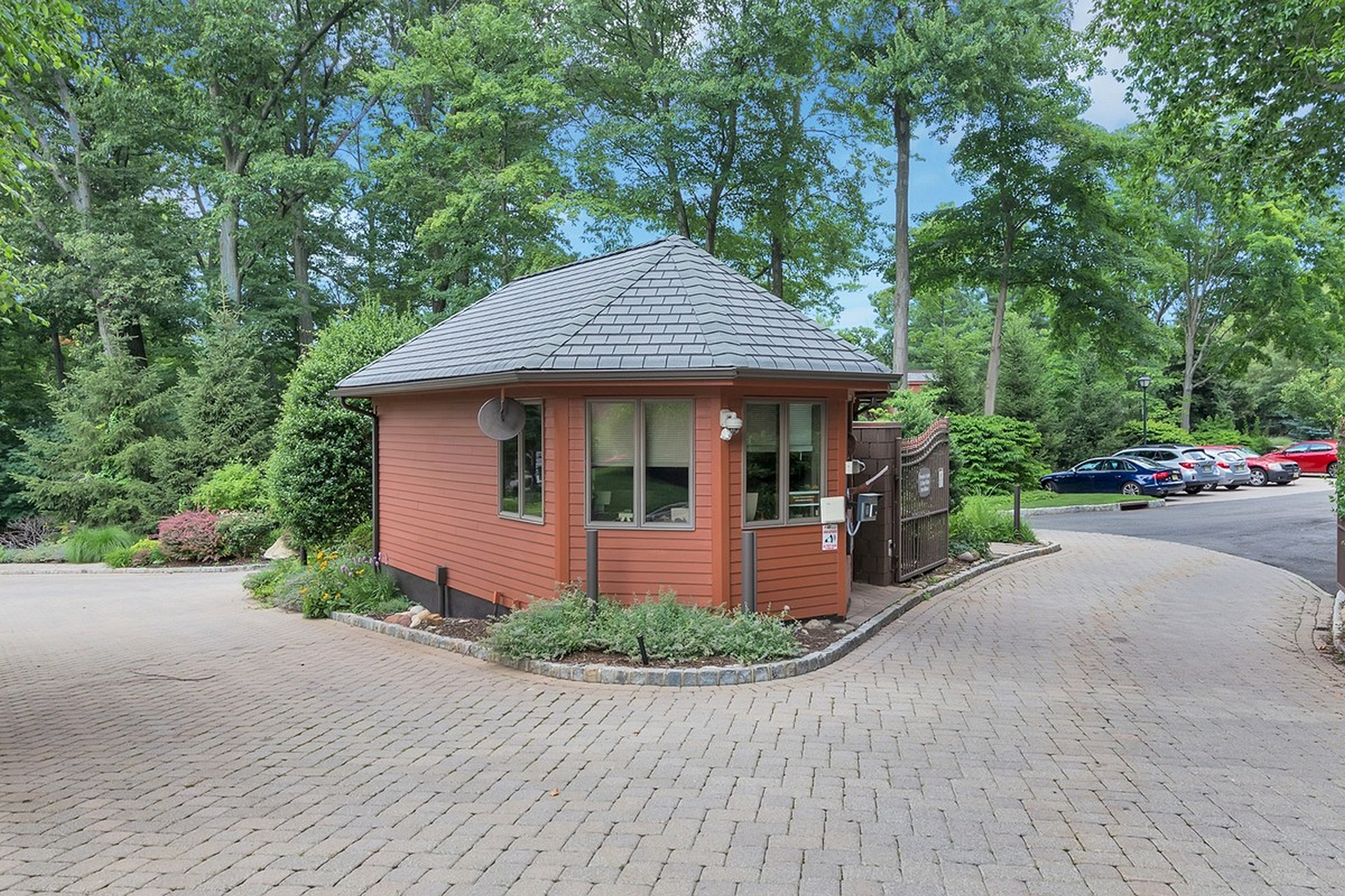 36 Hidden Ledge Road