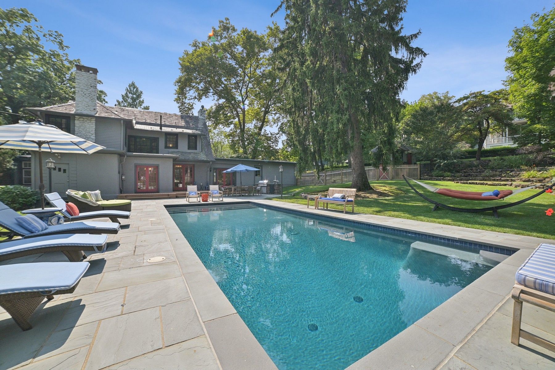 3 Honeysuckle Avenue 