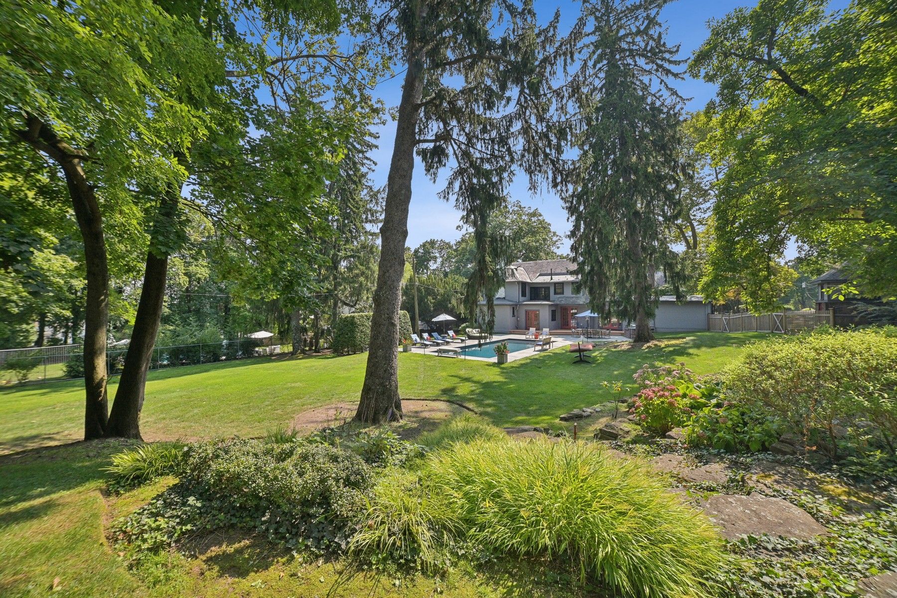 3 Honeysuckle Avenue 