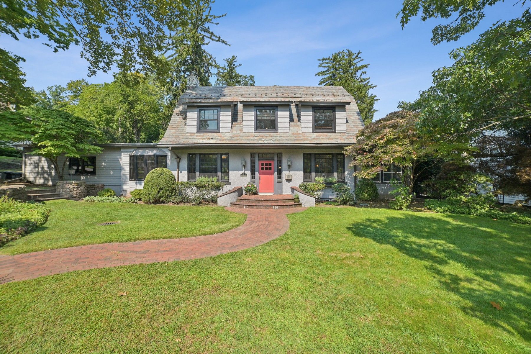 3 Honeysuckle Avenue 
