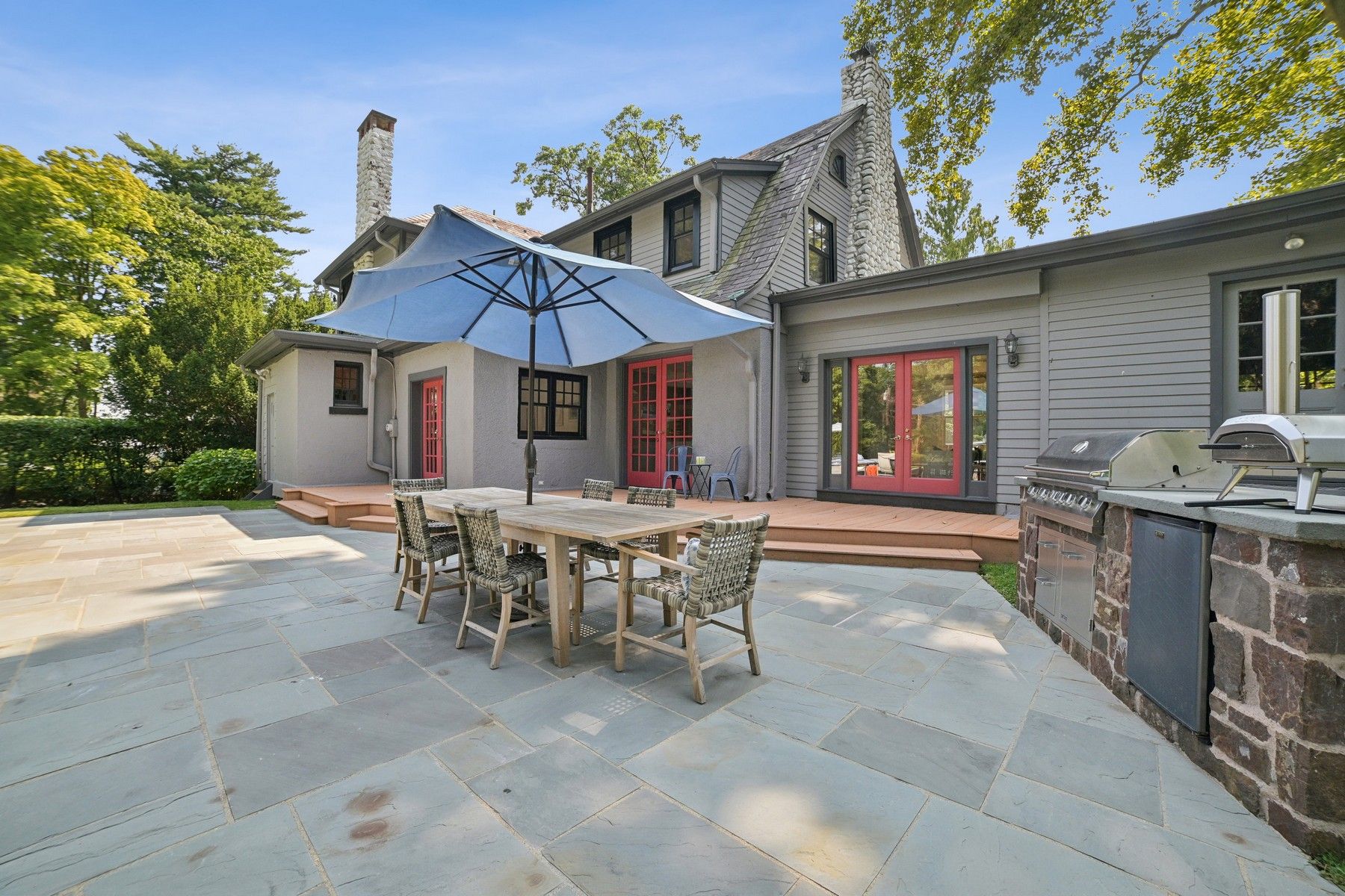 3 Honeysuckle Avenue 