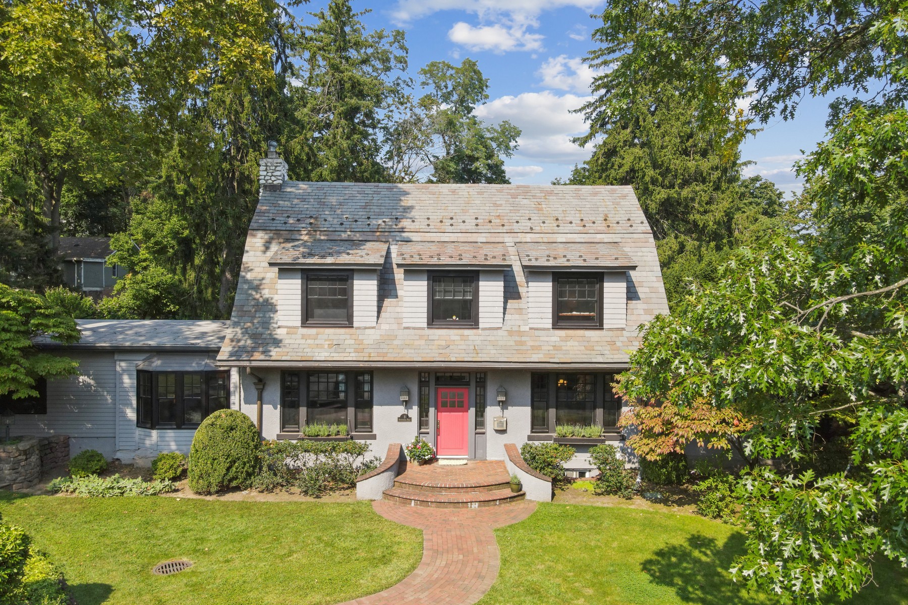 3 Honeysuckle Avenue 