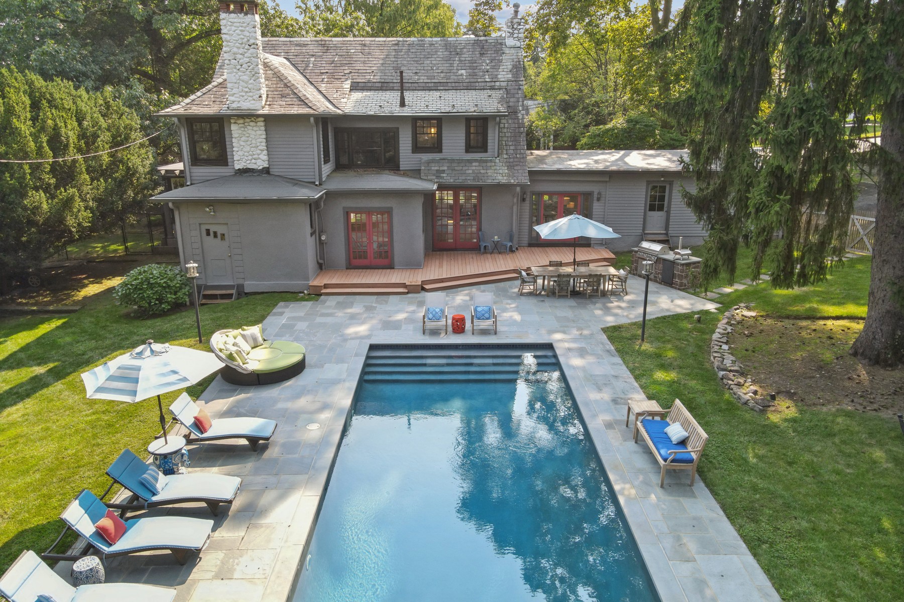 3 Honeysuckle Avenue 