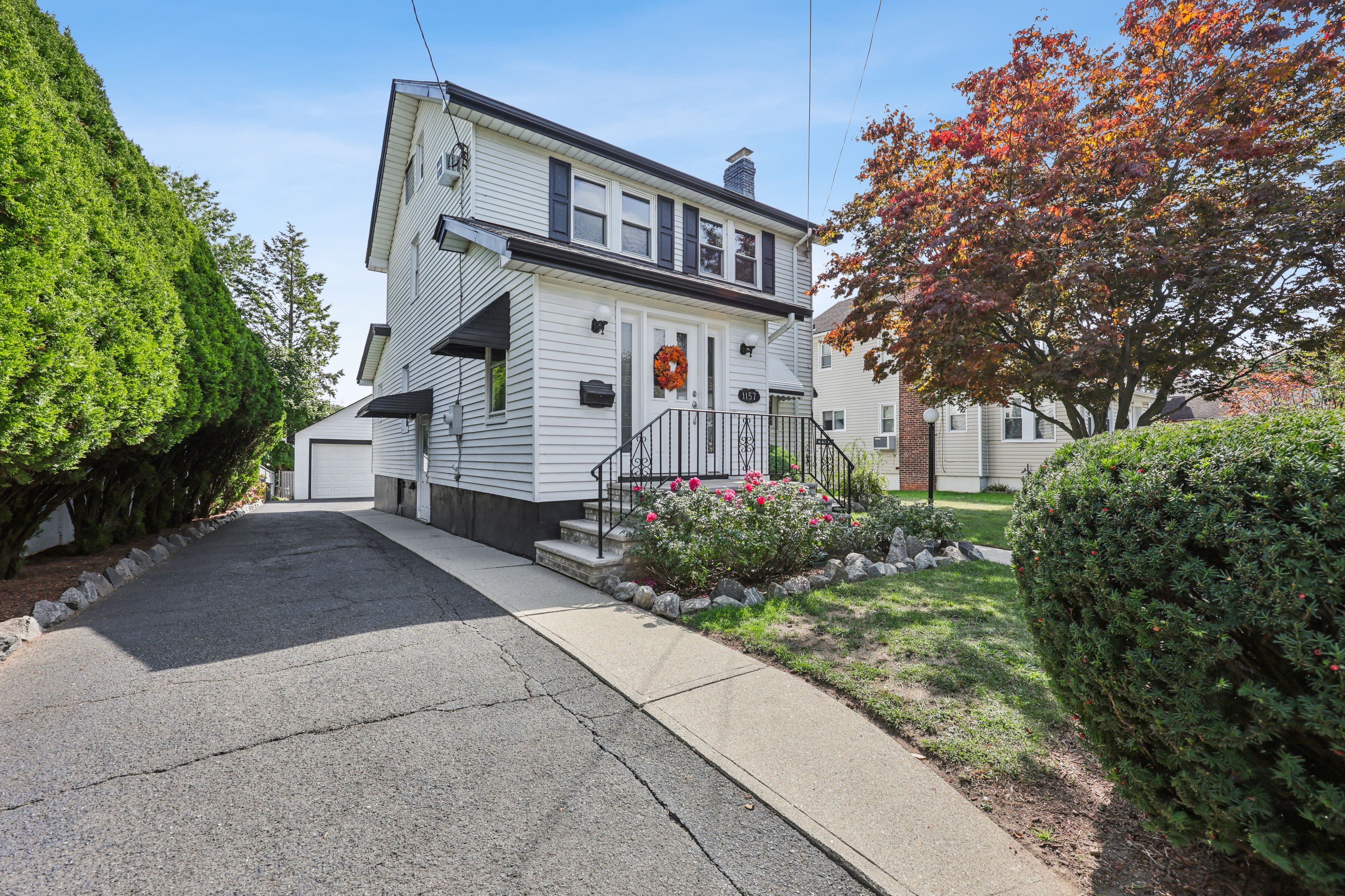 1157 Katherine Street 