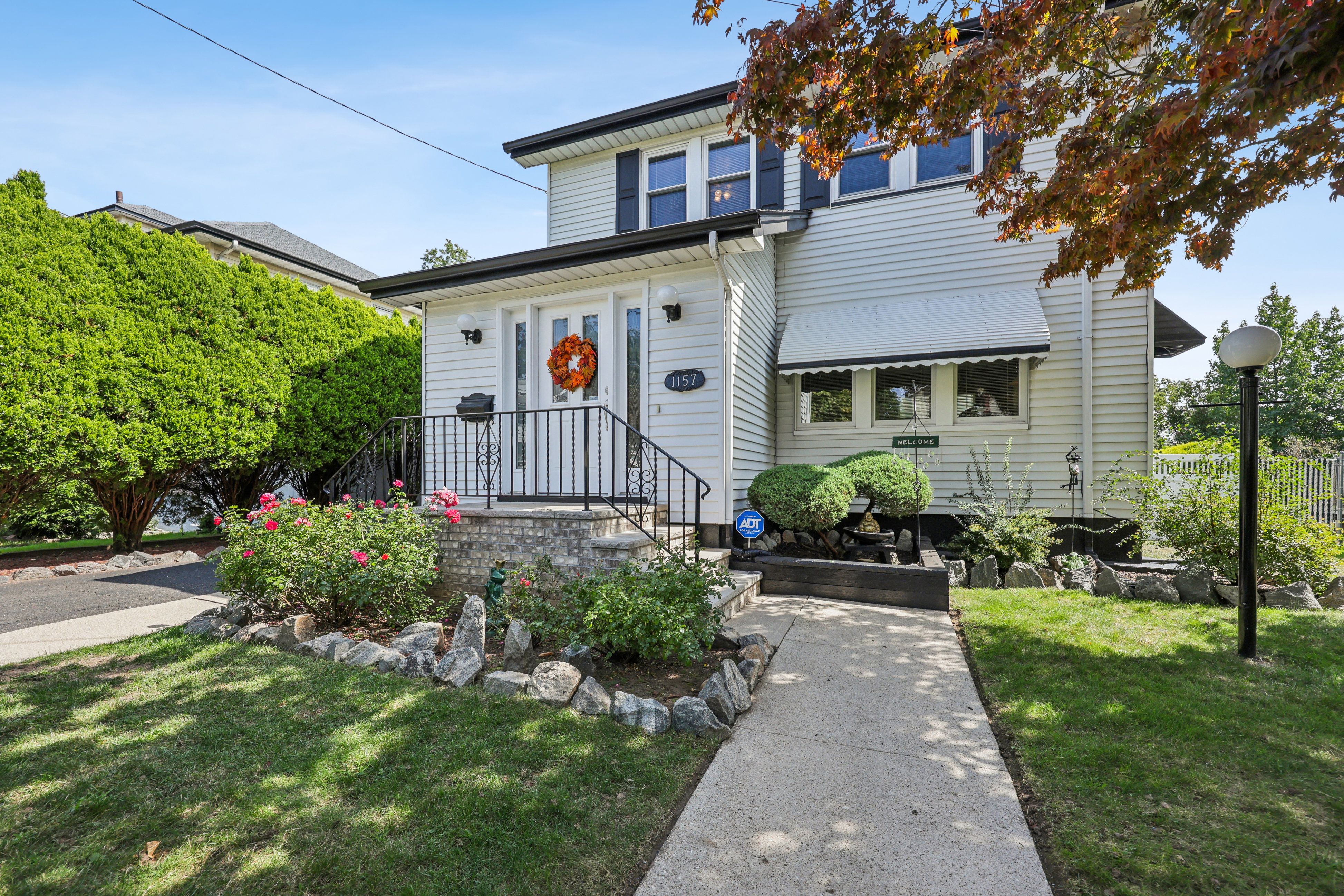 1157 Katherine Street 