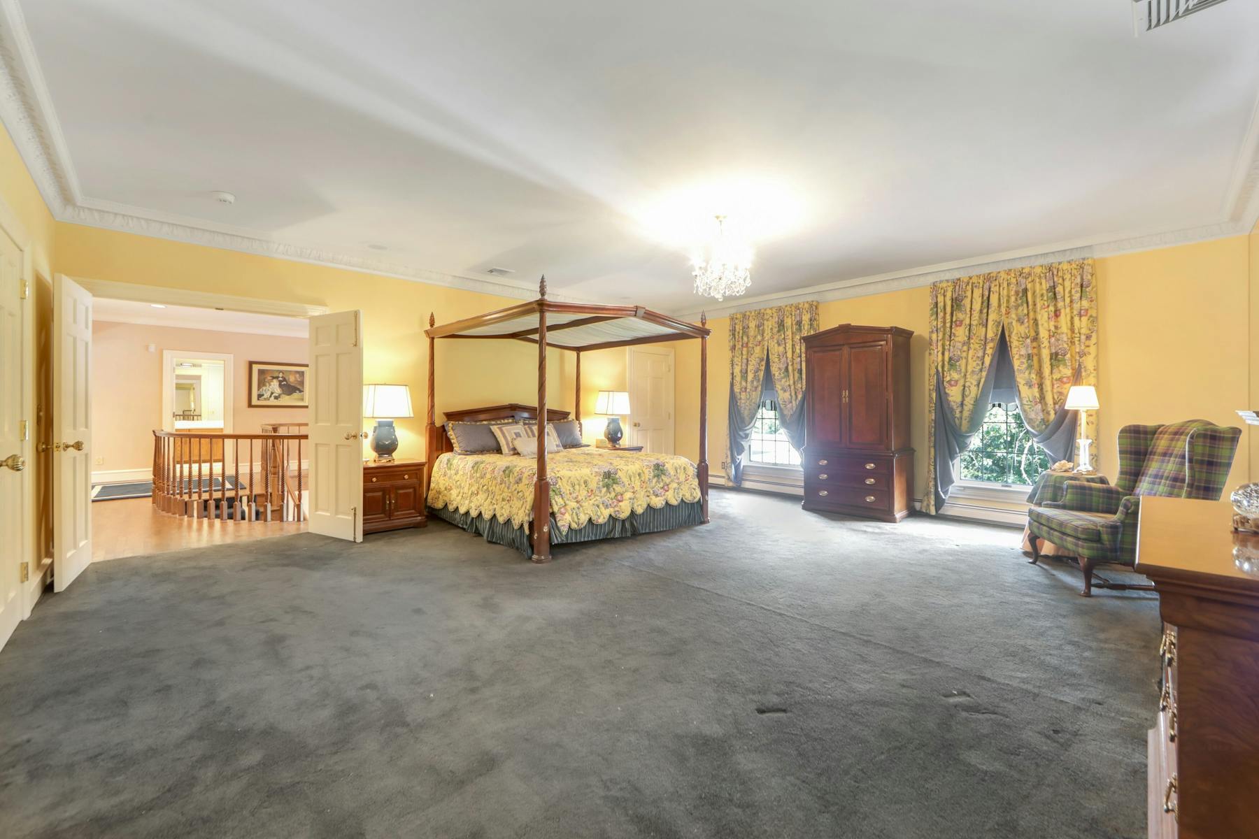 181 West Saddle River Road 