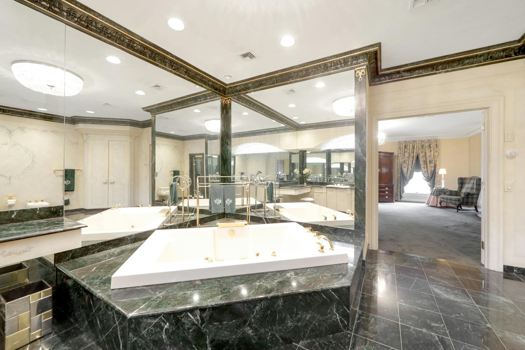 181 West Saddle River Road 