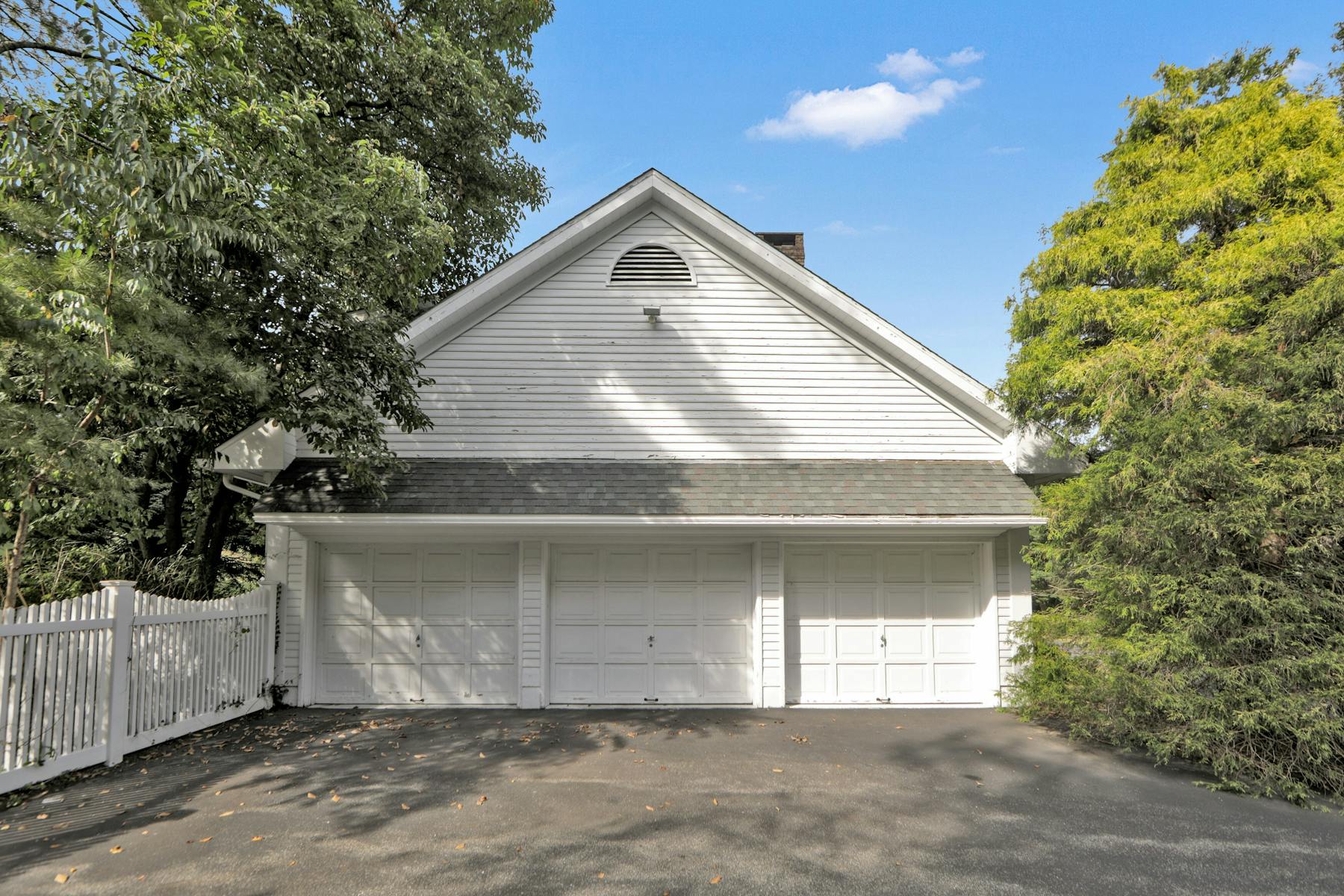 181 West Saddle River Road 