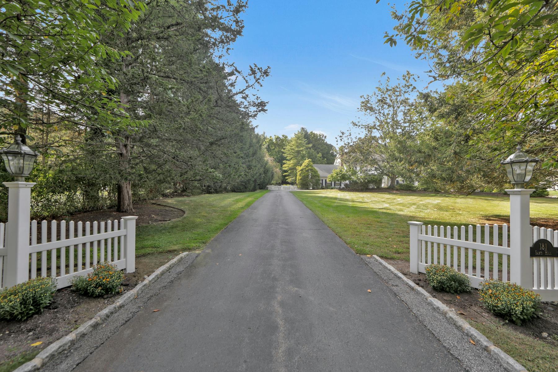 181 West Saddle River Road 