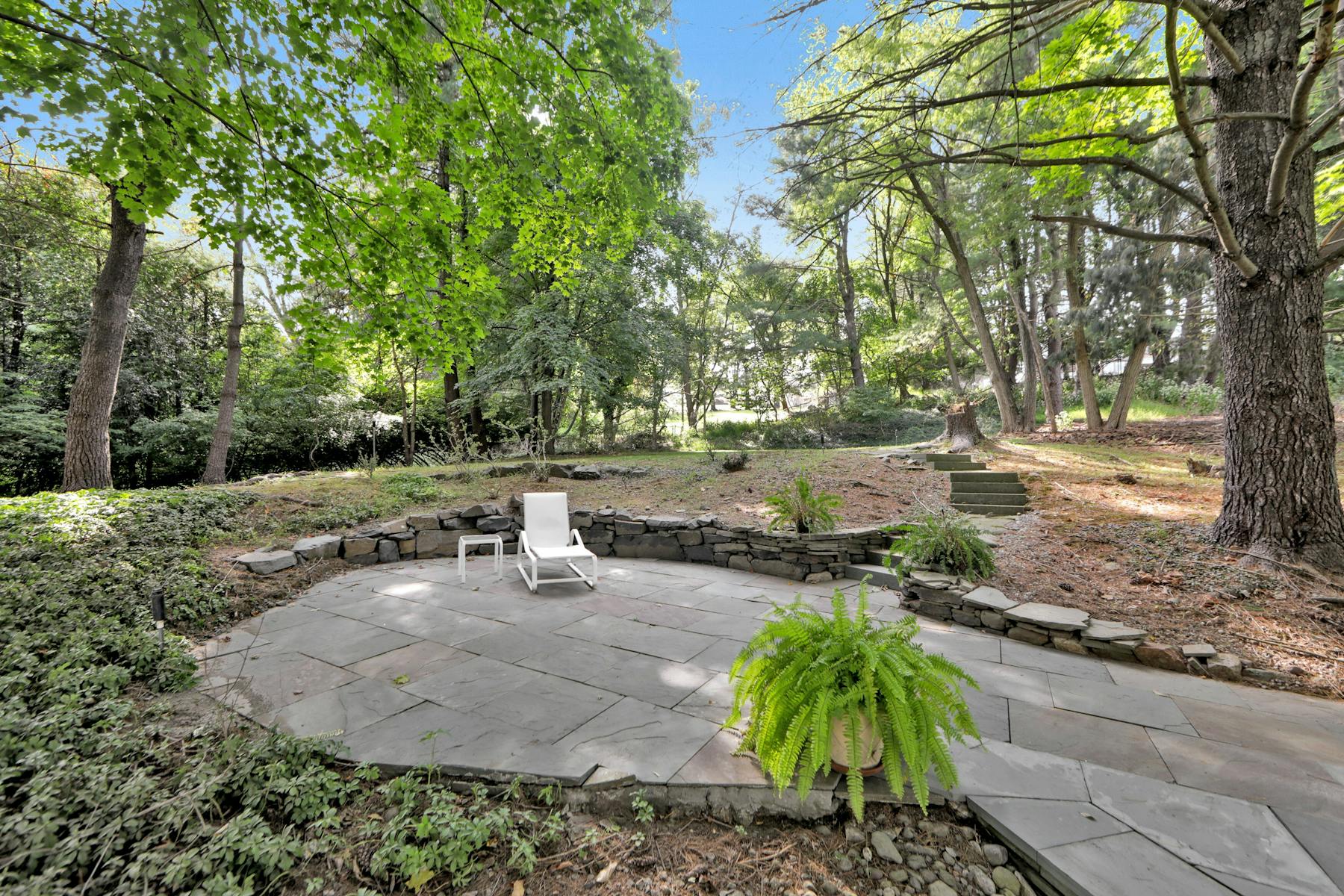 181 West Saddle River Road 
