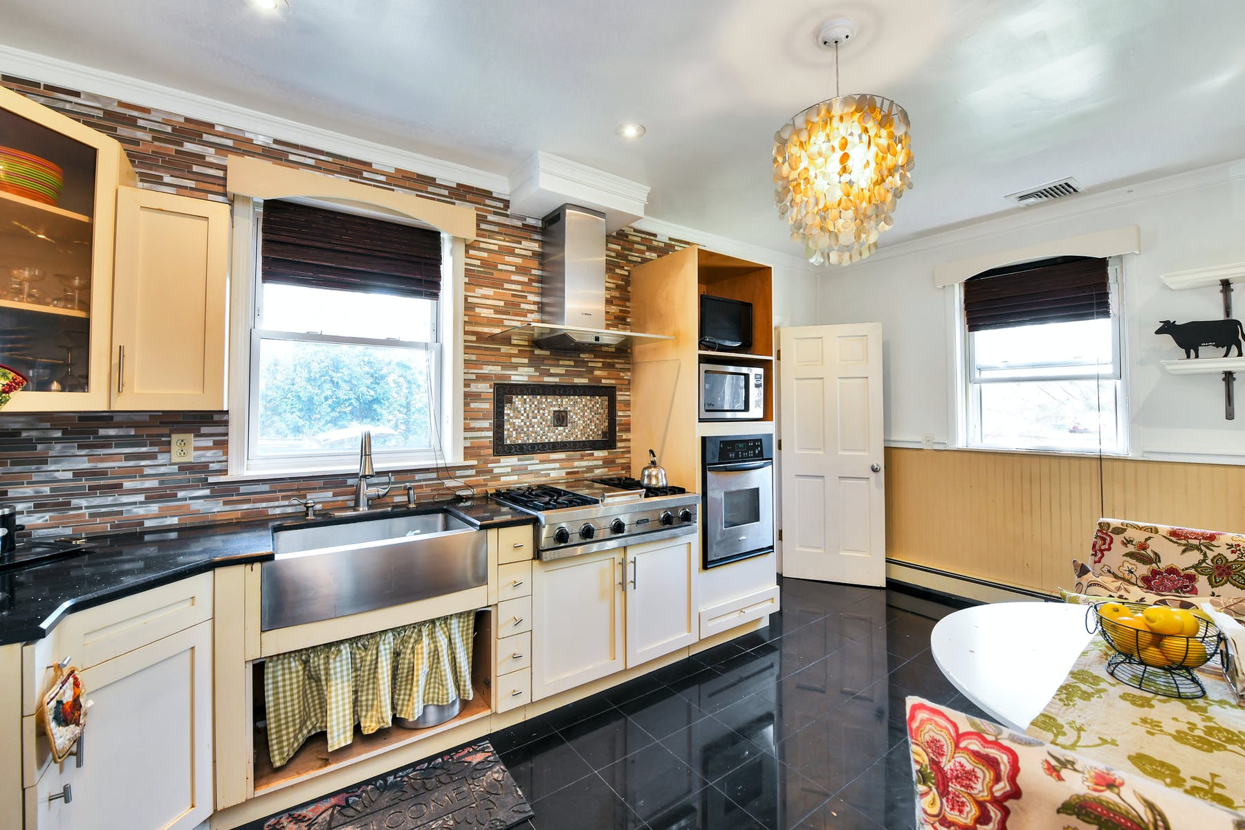 28 Leroy Place 