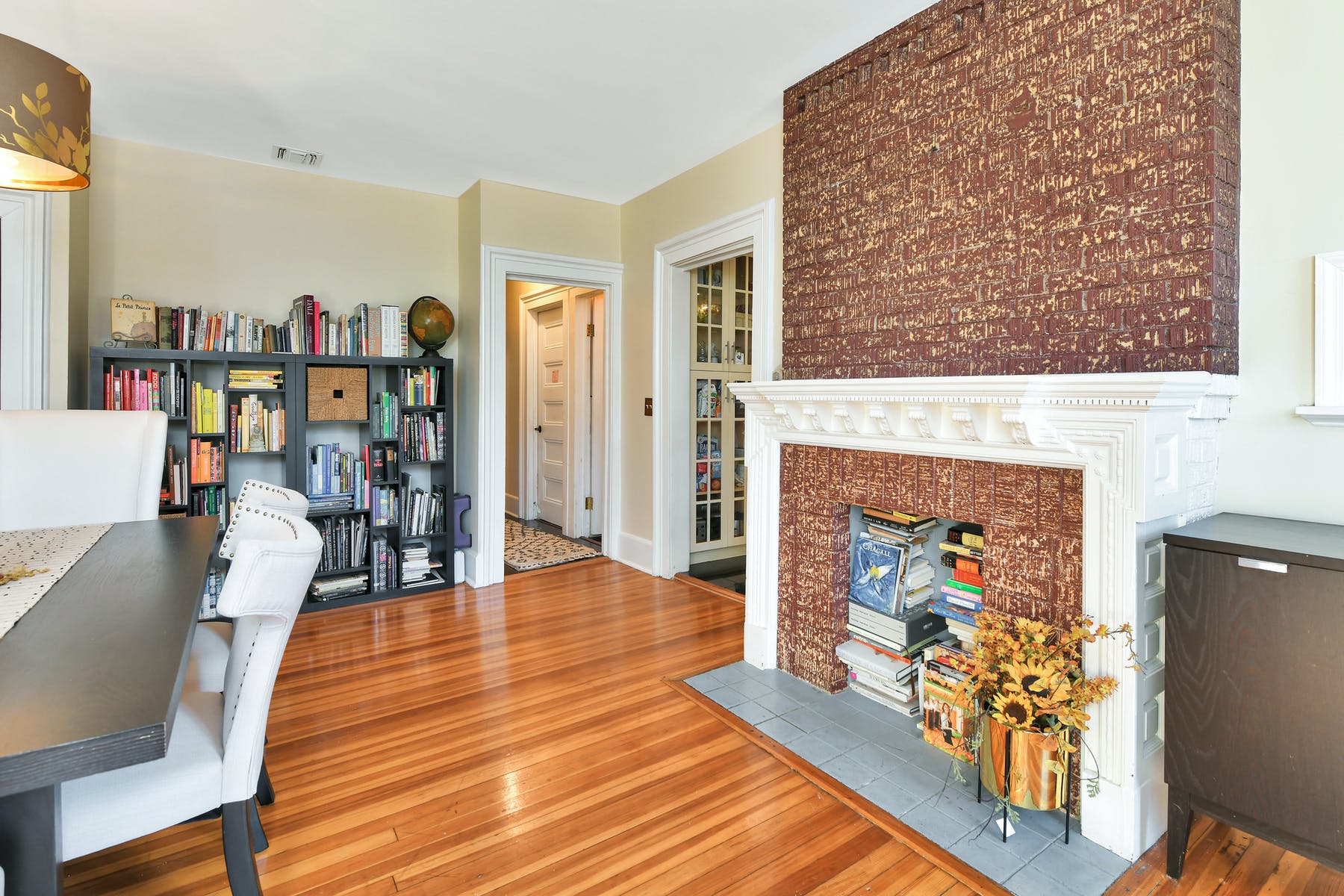28 Leroy Place 