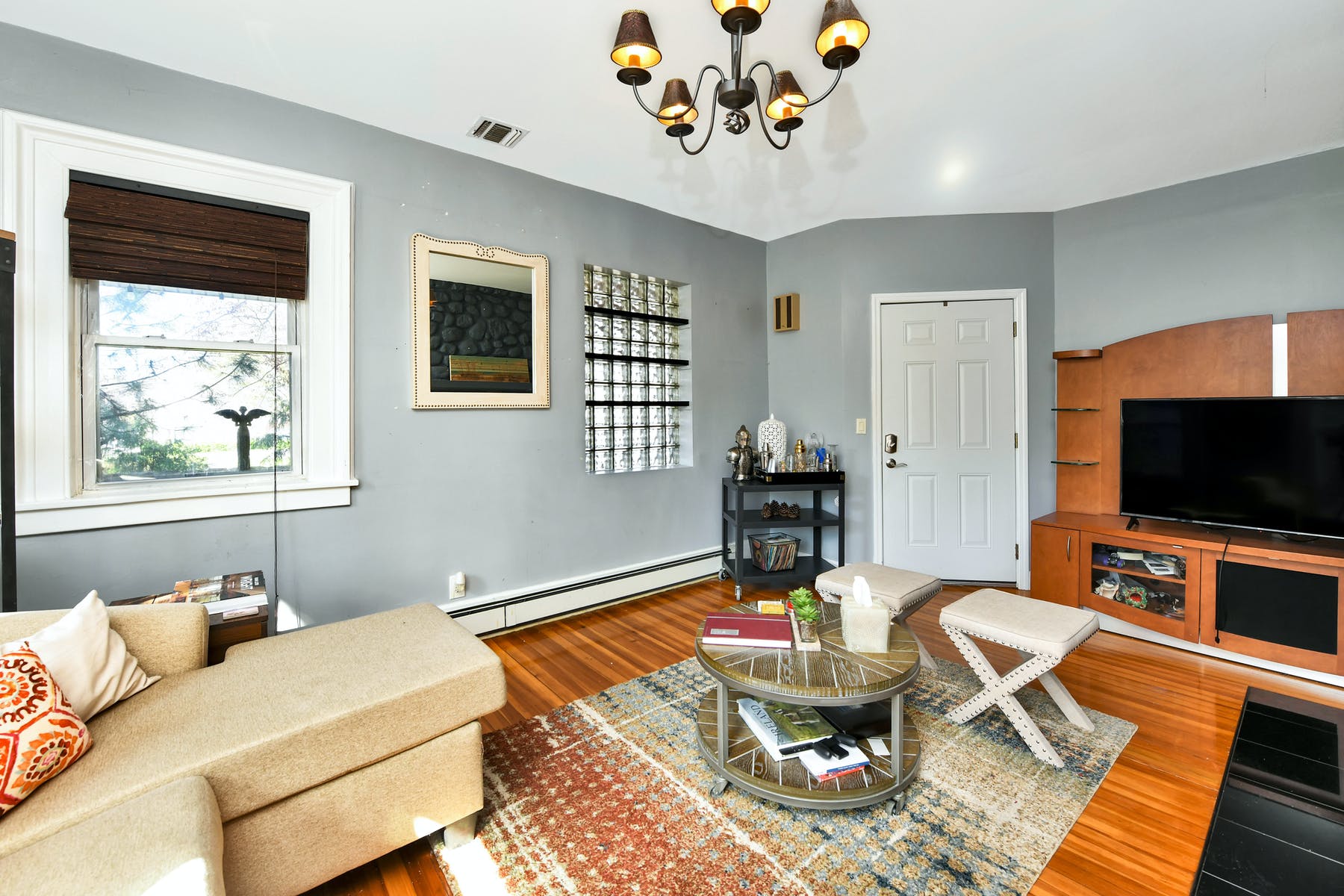 28 Leroy Place 