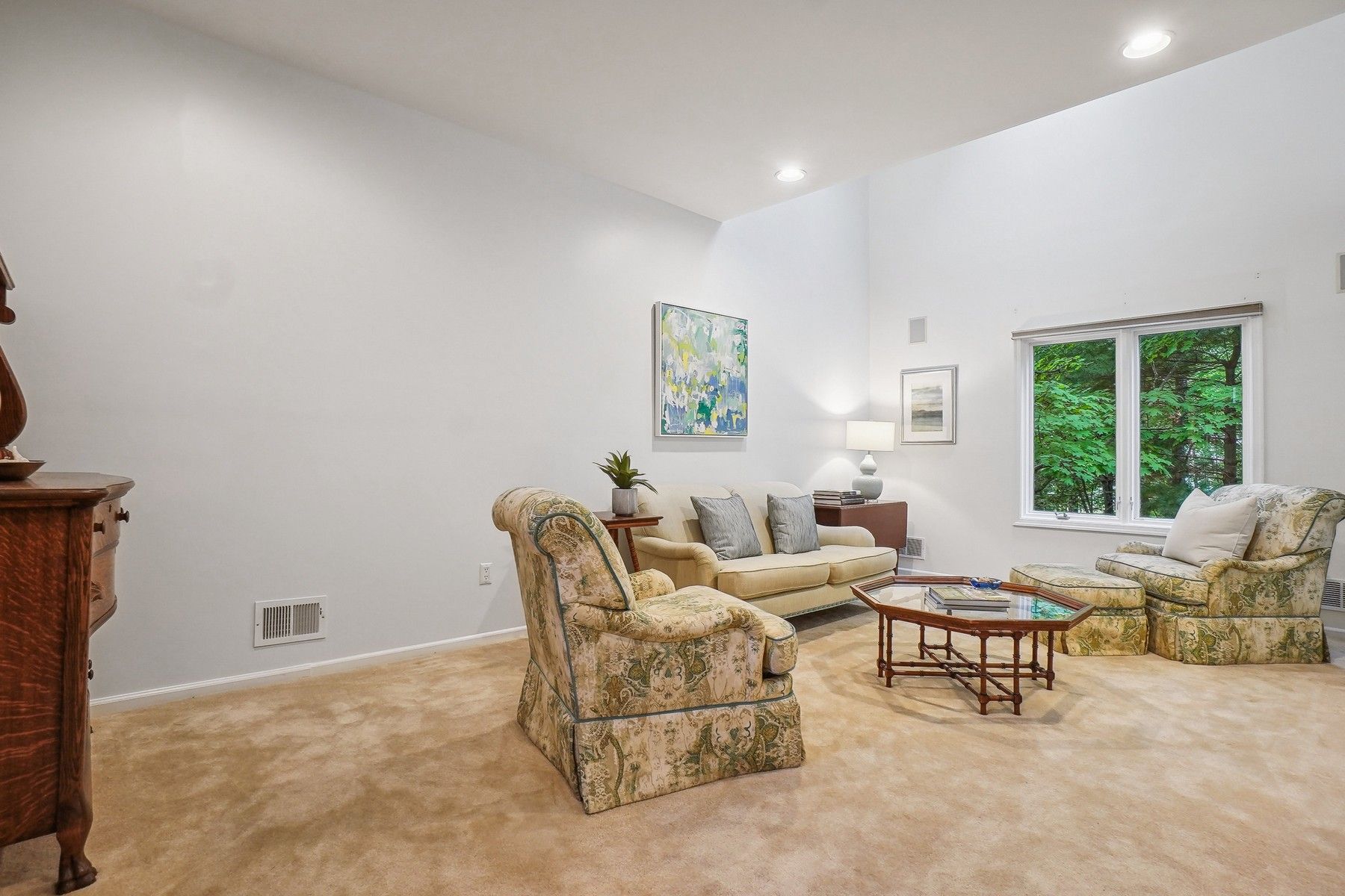 38 Clarken Drive 