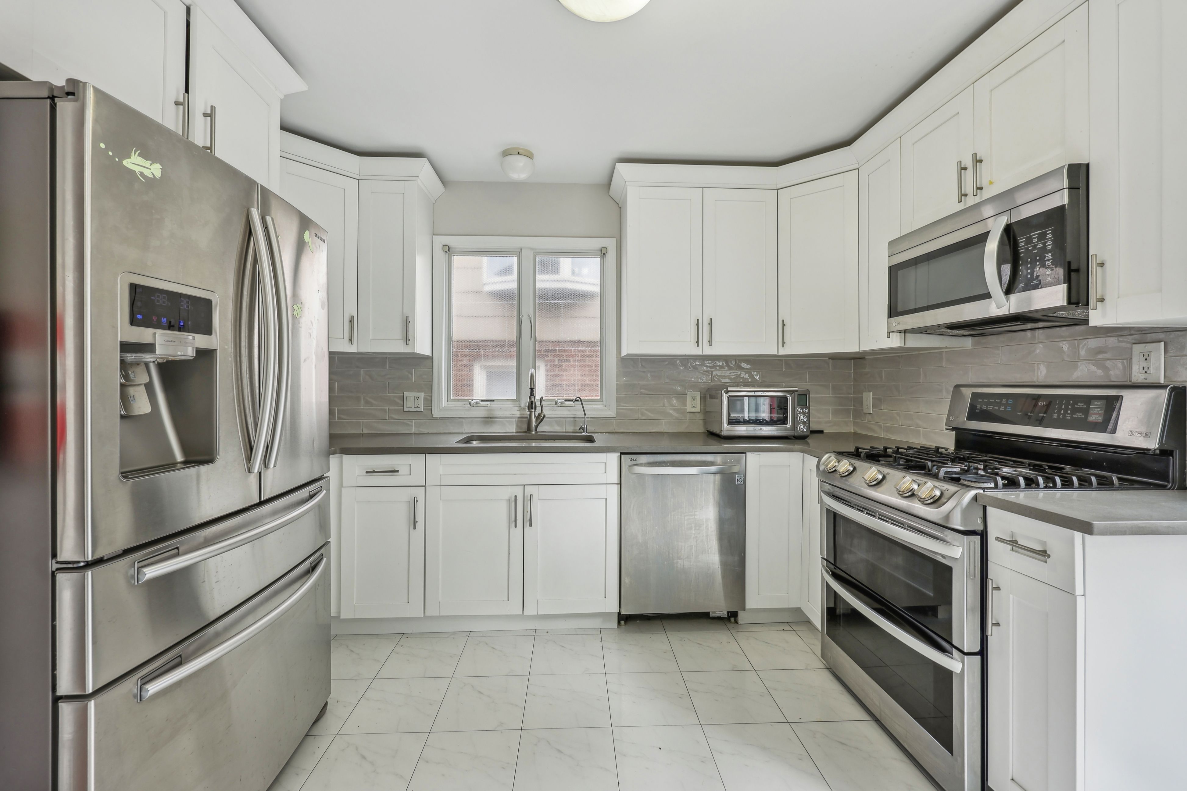 2408B 5th Street 