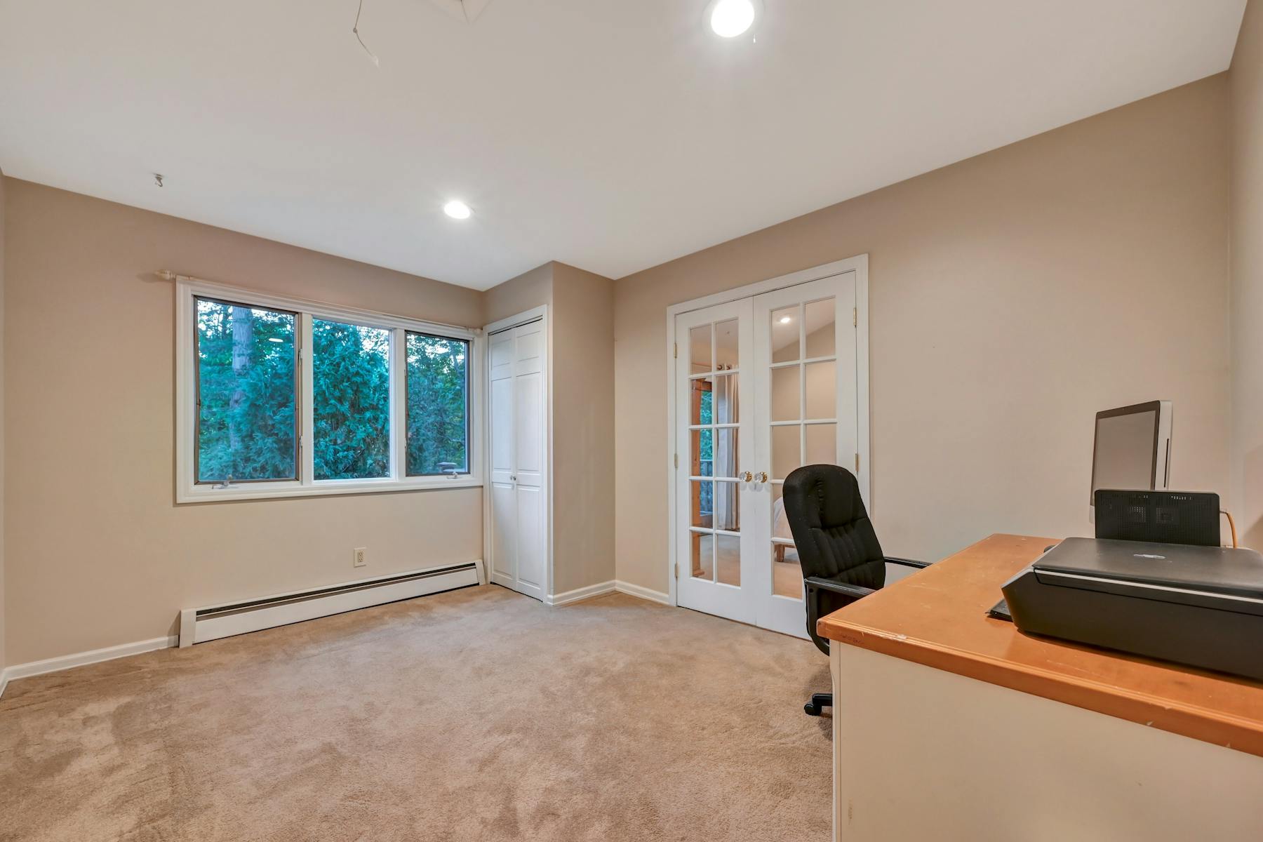 4 Lexington Lane 