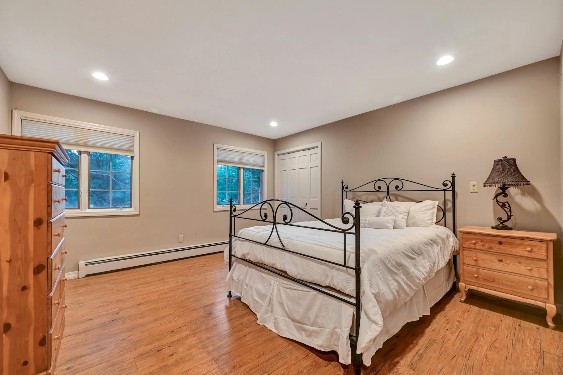 4 Lexington Lane 