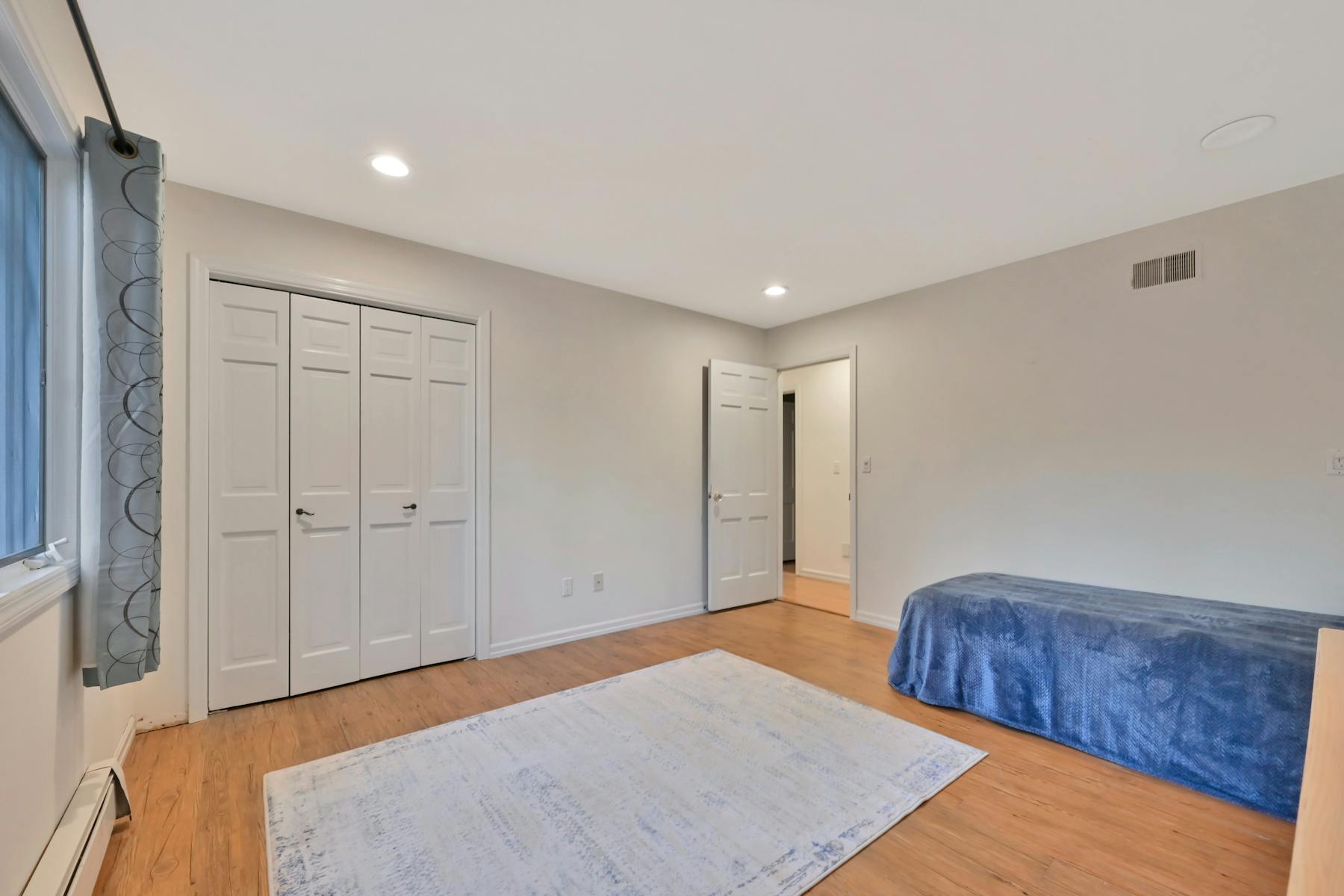 4 Lexington Lane 