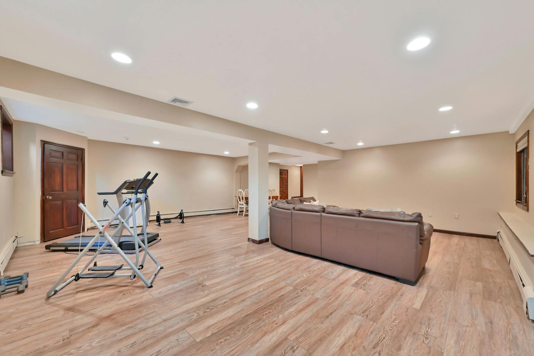 4 Lexington Lane 