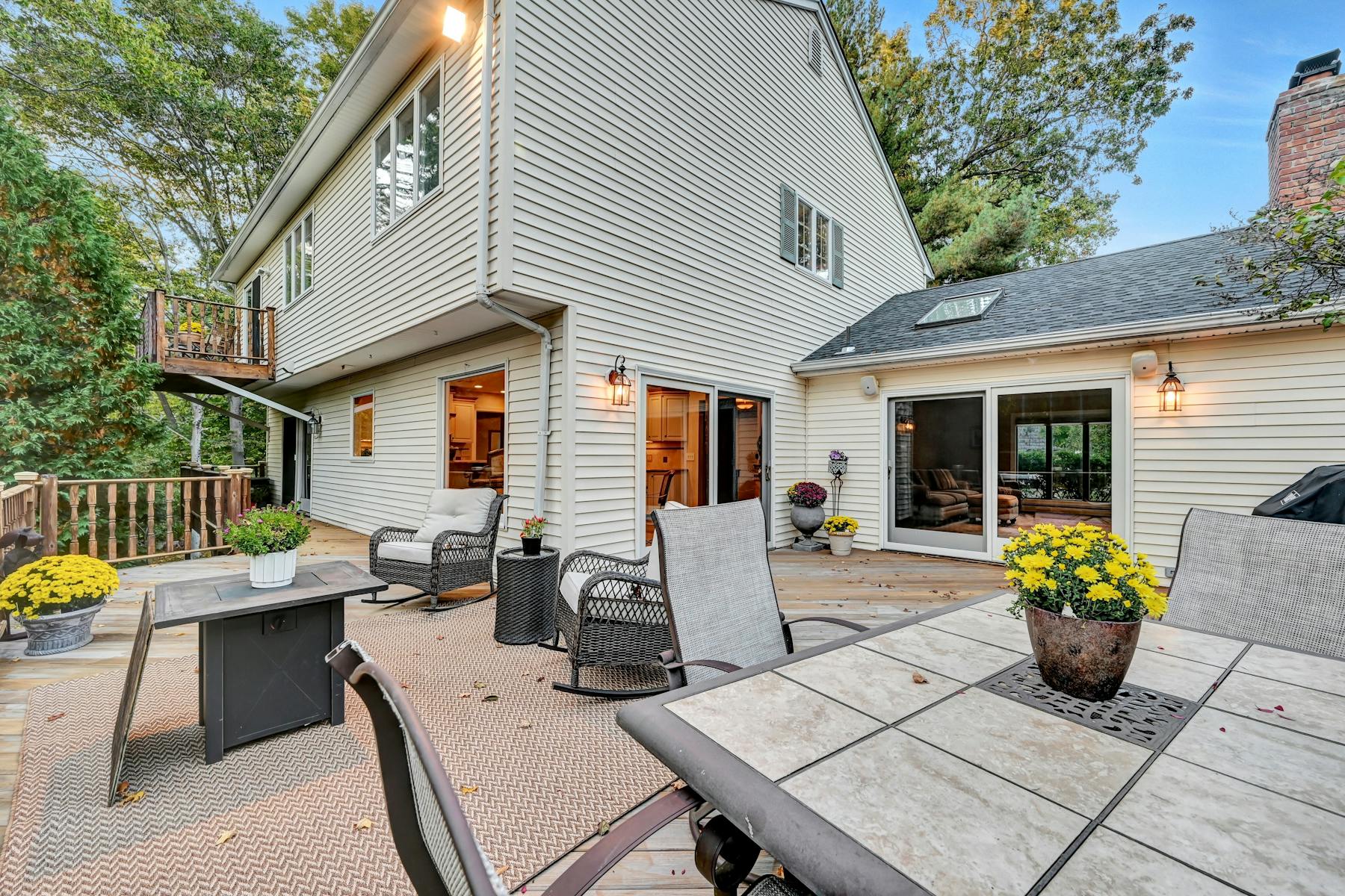 4 Lexington Lane 