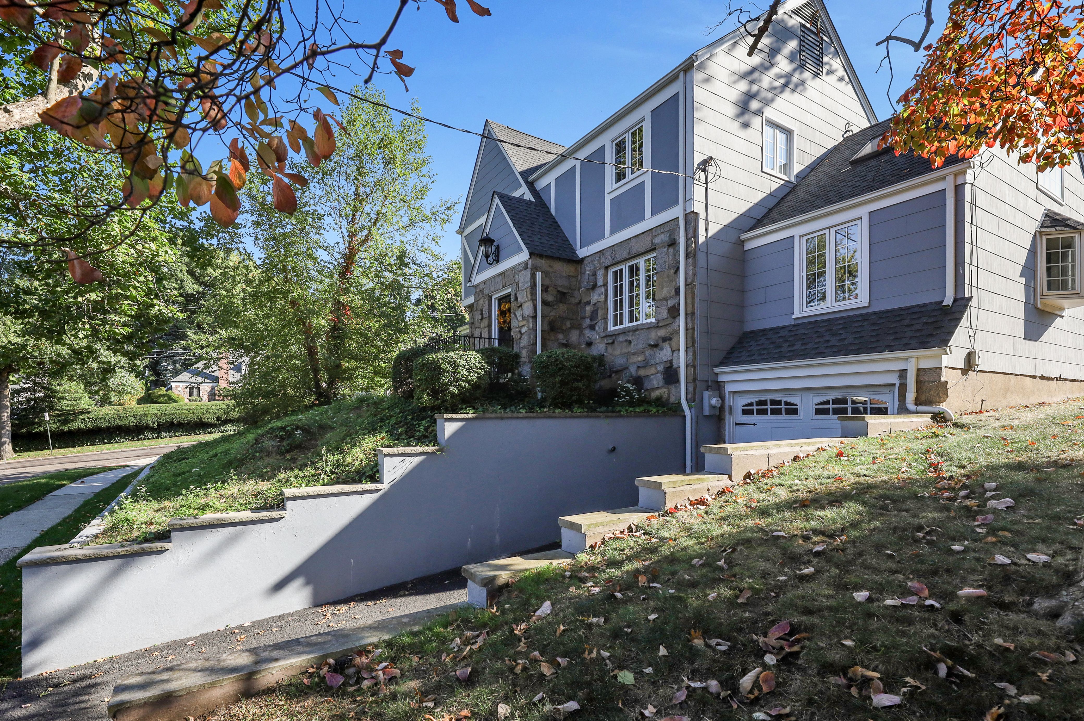 87 Wayne Avenue 