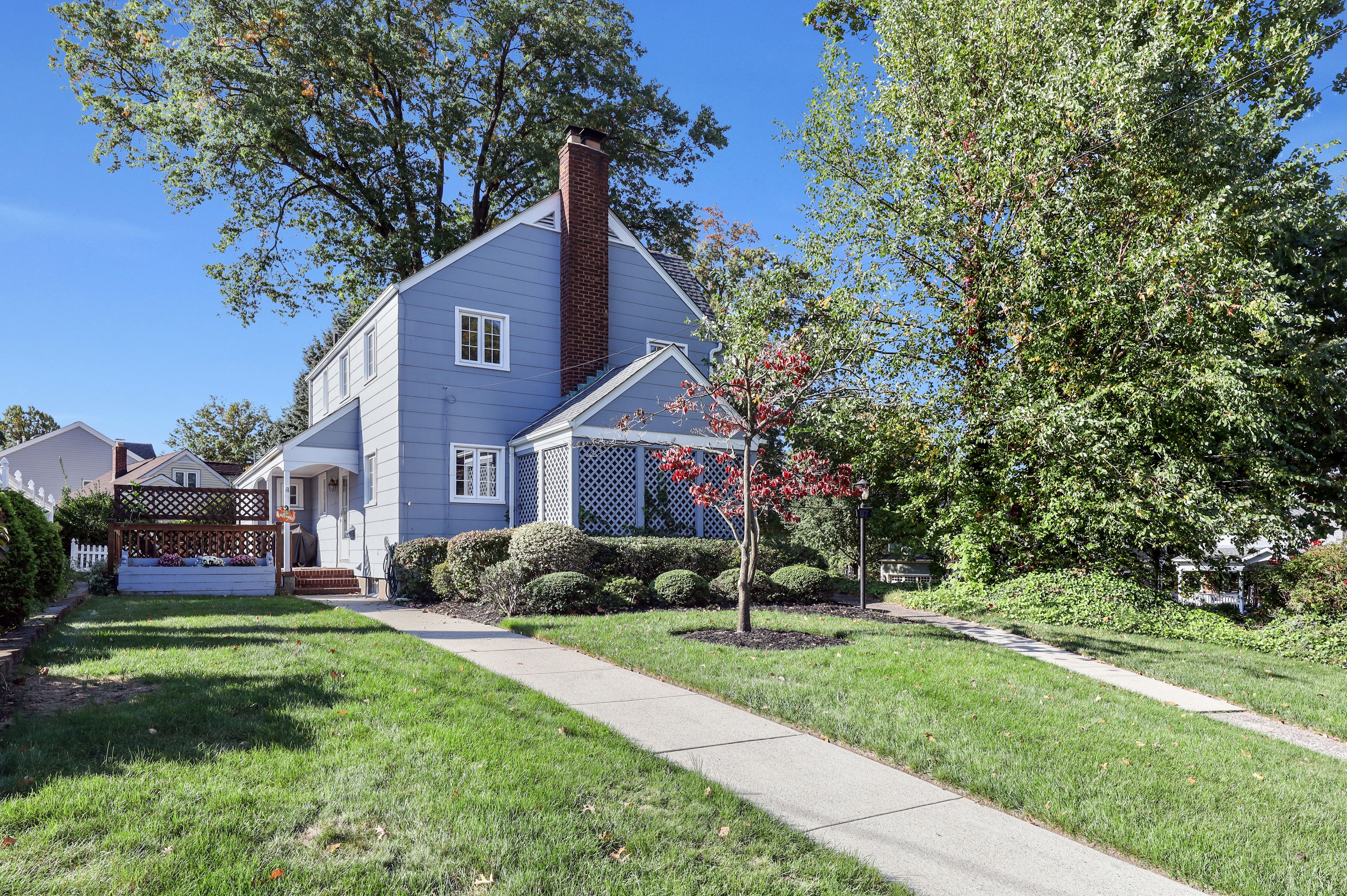 87 Wayne Avenue 
