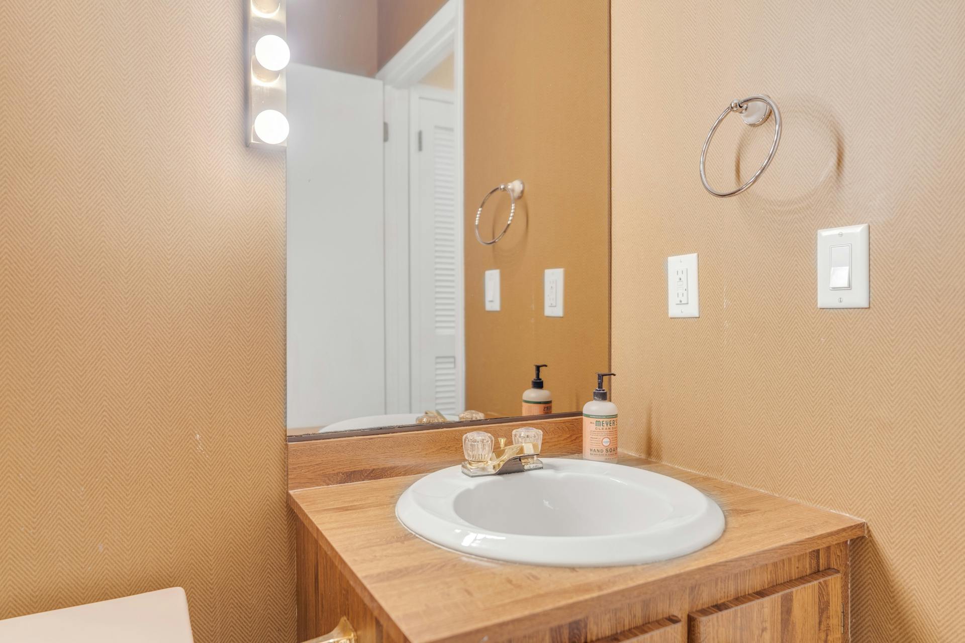 340 Pond Court Unit# 340