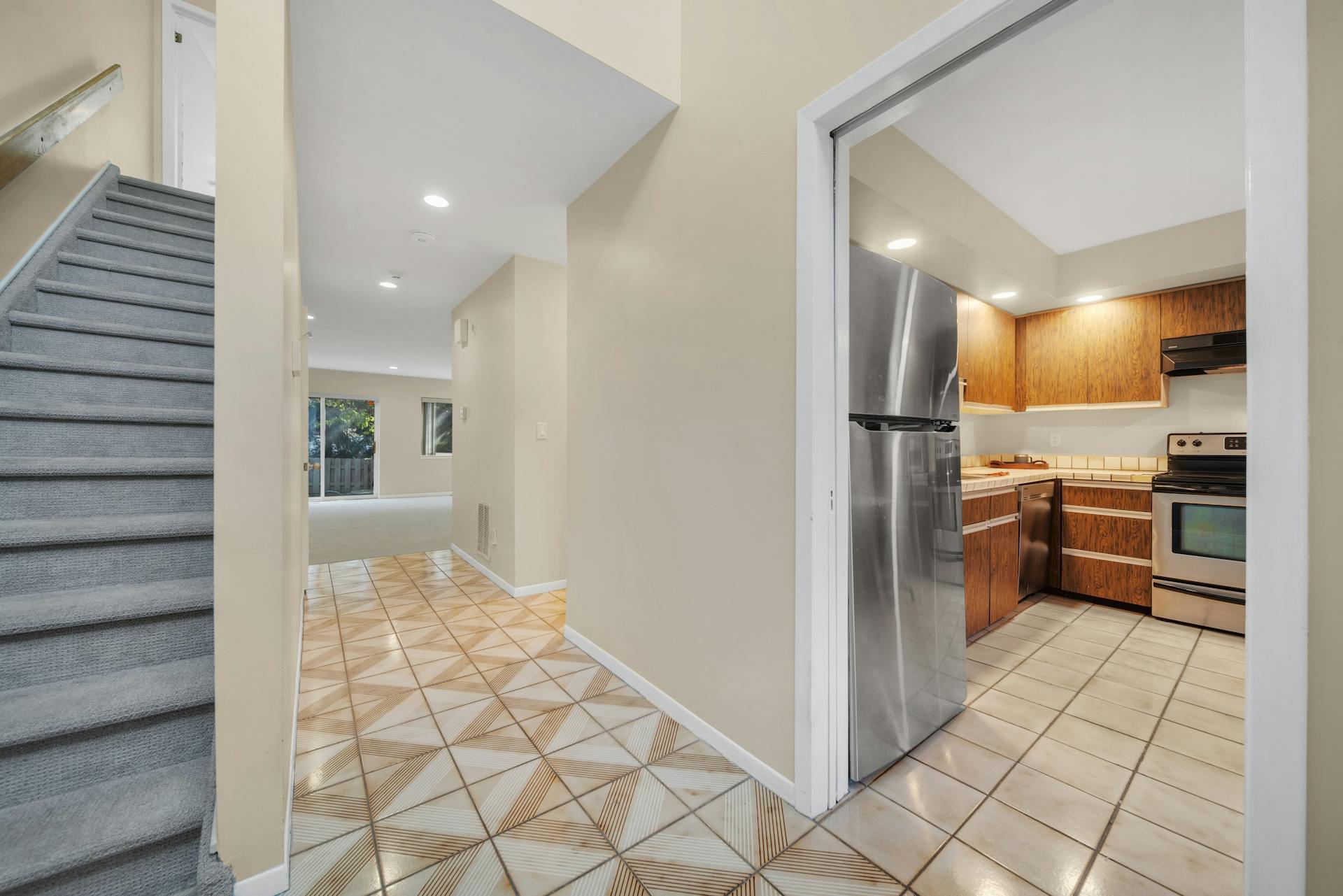 340 Pond Court Unit# 340