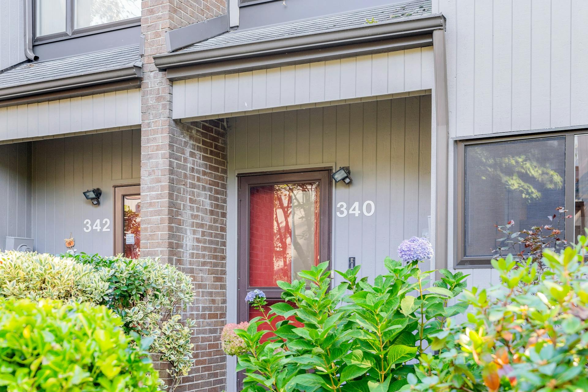 340 Pond Court Unit# 340
