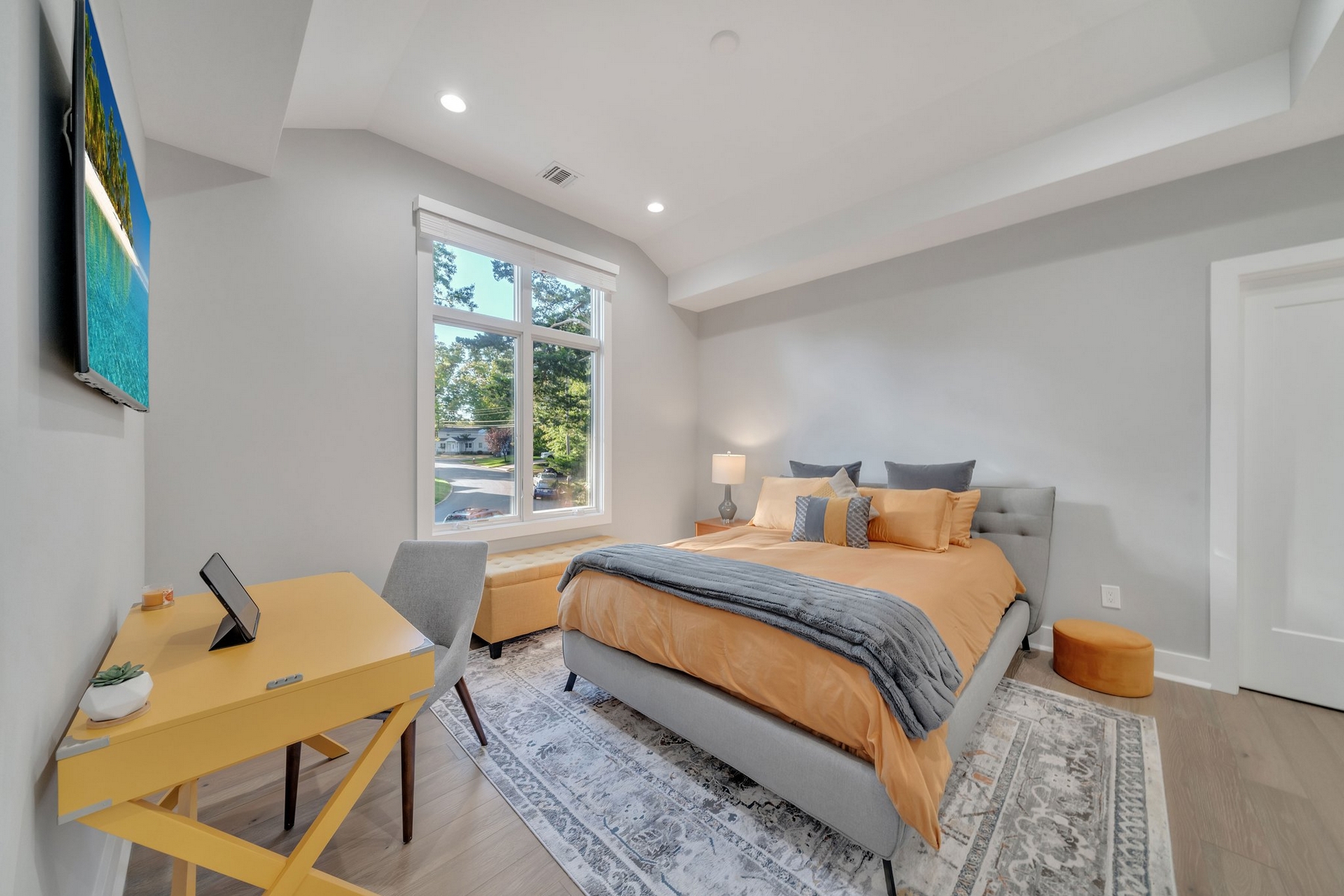 9 Heatherhill Road