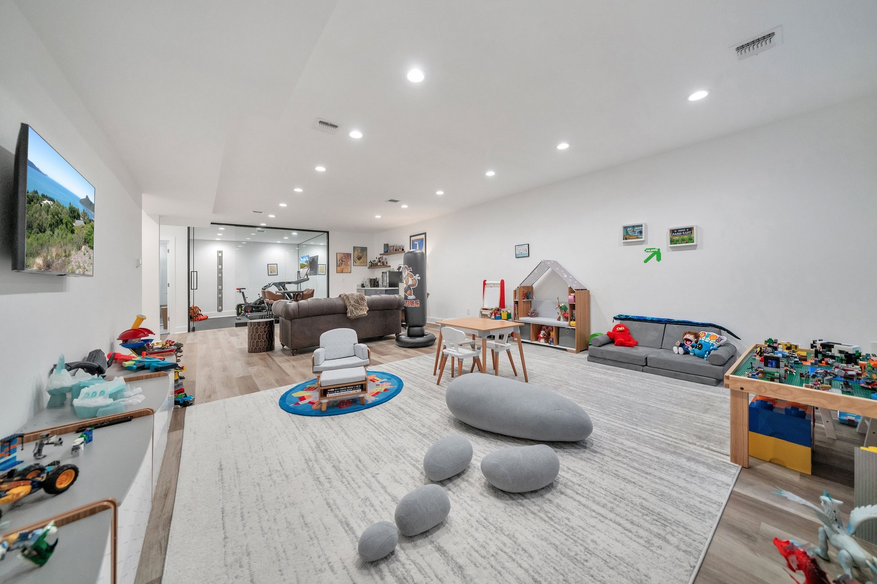 9 Heatherhill Road