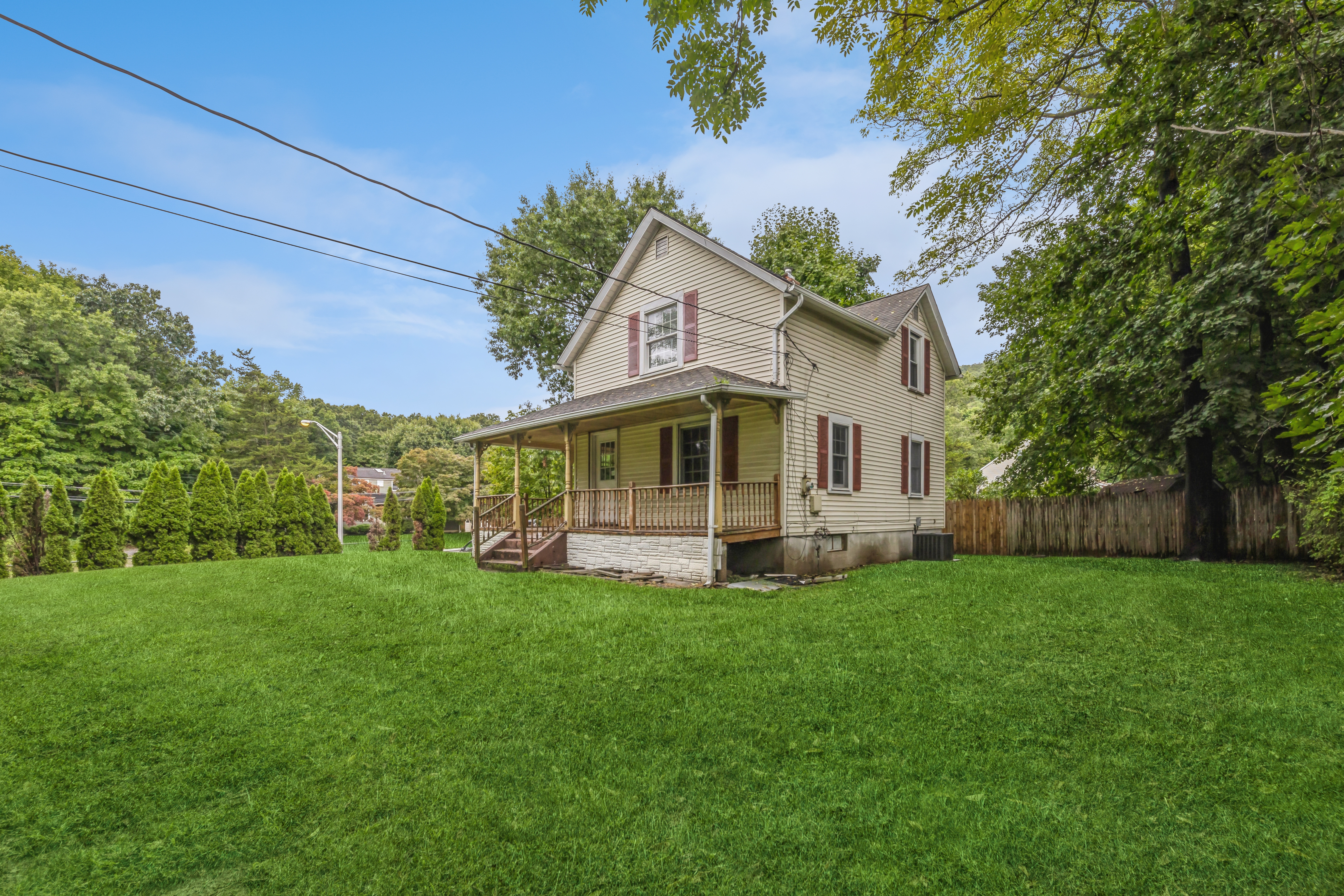 13 Mountain Avenue 